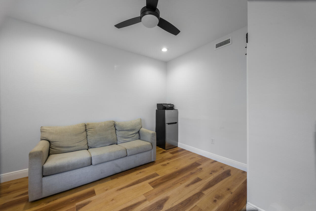 CARIBBEAN VILLAGE - Residential