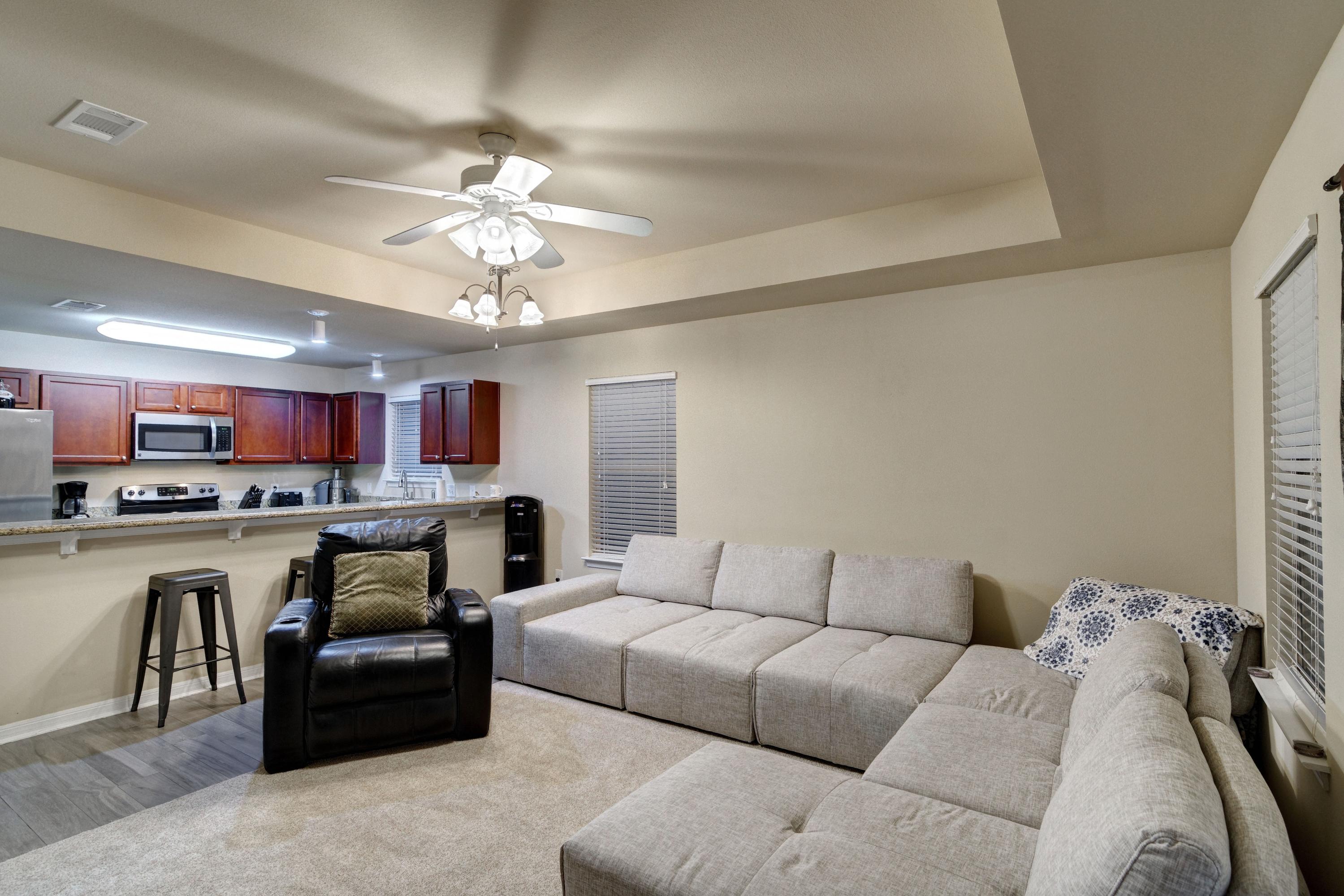 SHADOW LAKES - Residential