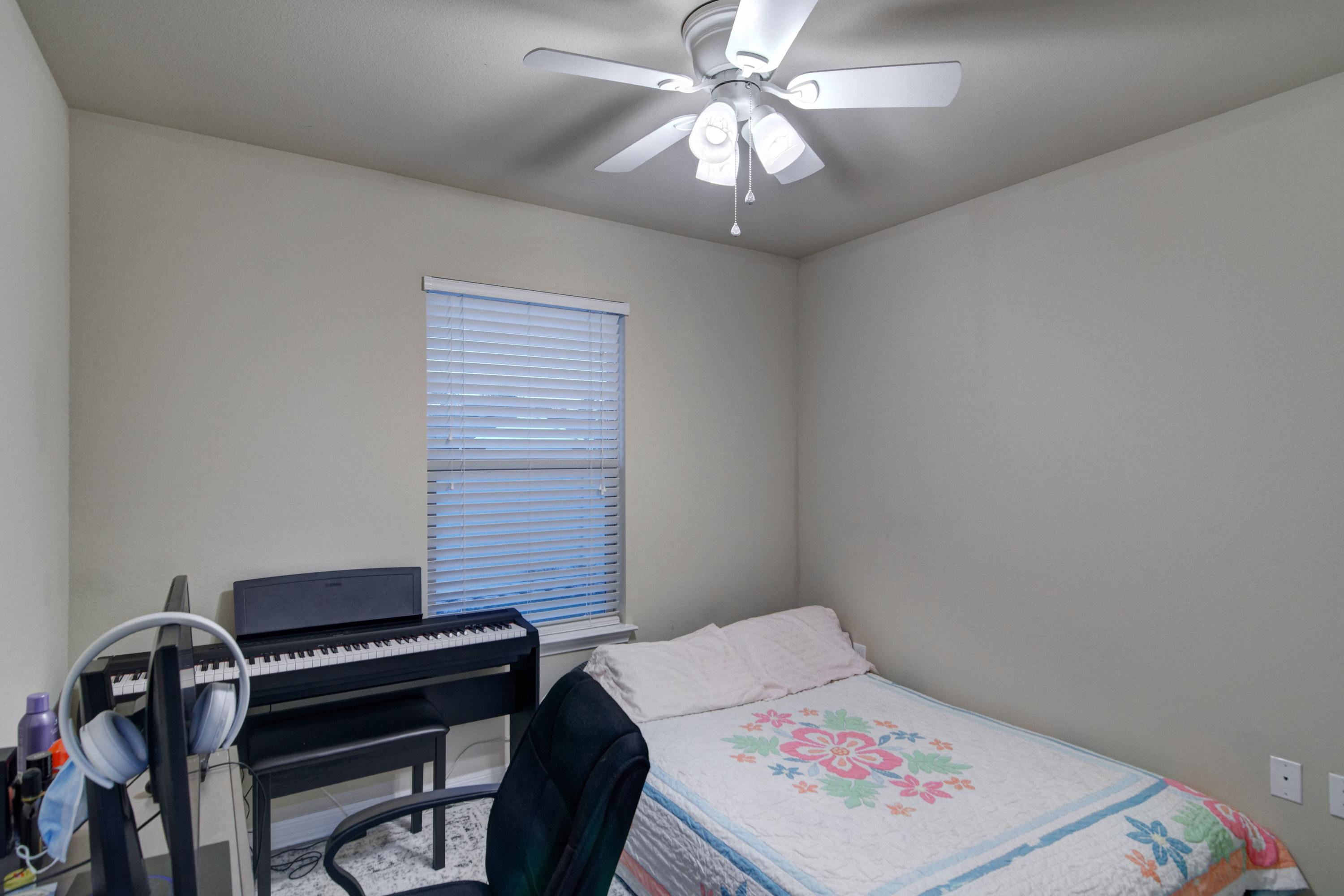 SHADOW LAKES - Residential