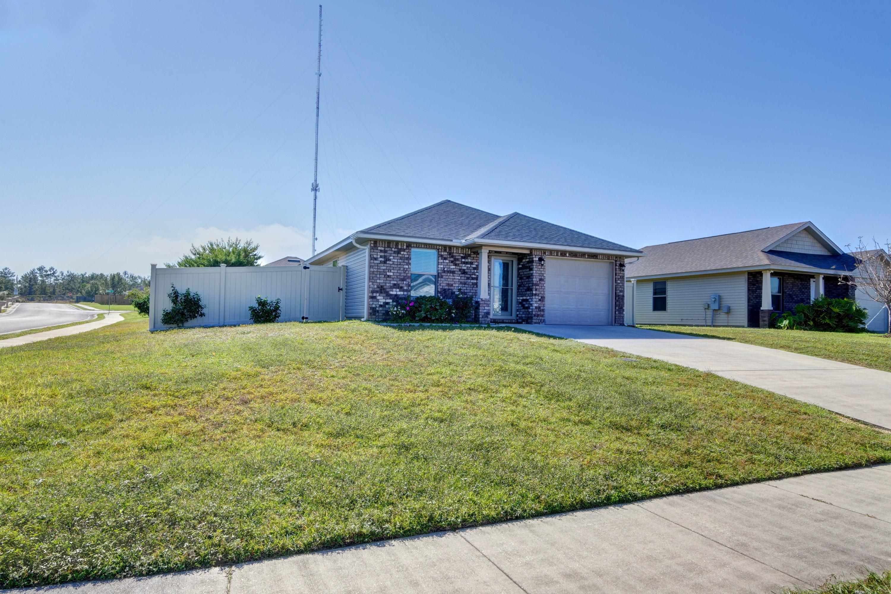 SHADOW LAKES - Residential