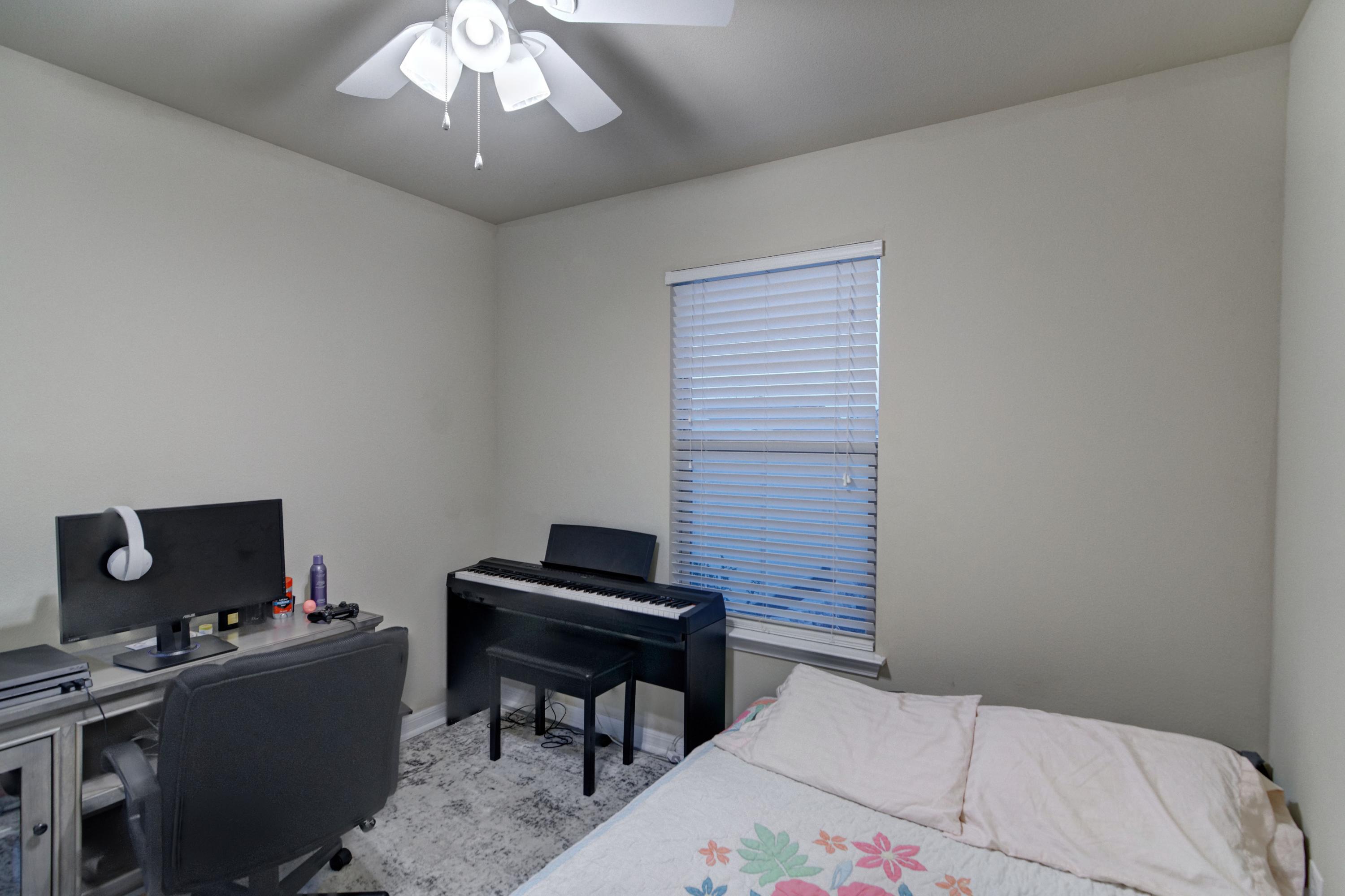 SHADOW LAKES - Residential