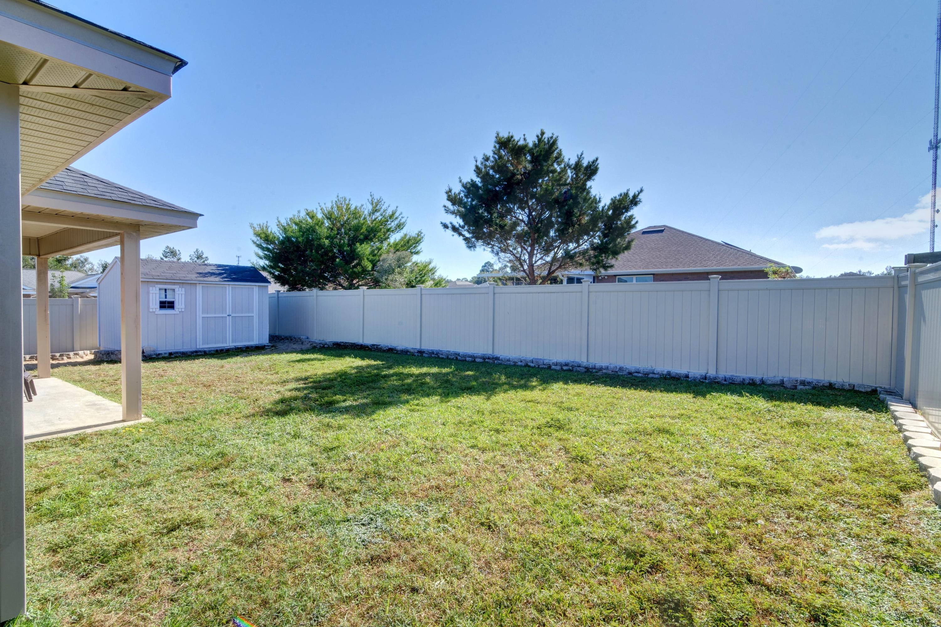 SHADOW LAKES - Residential