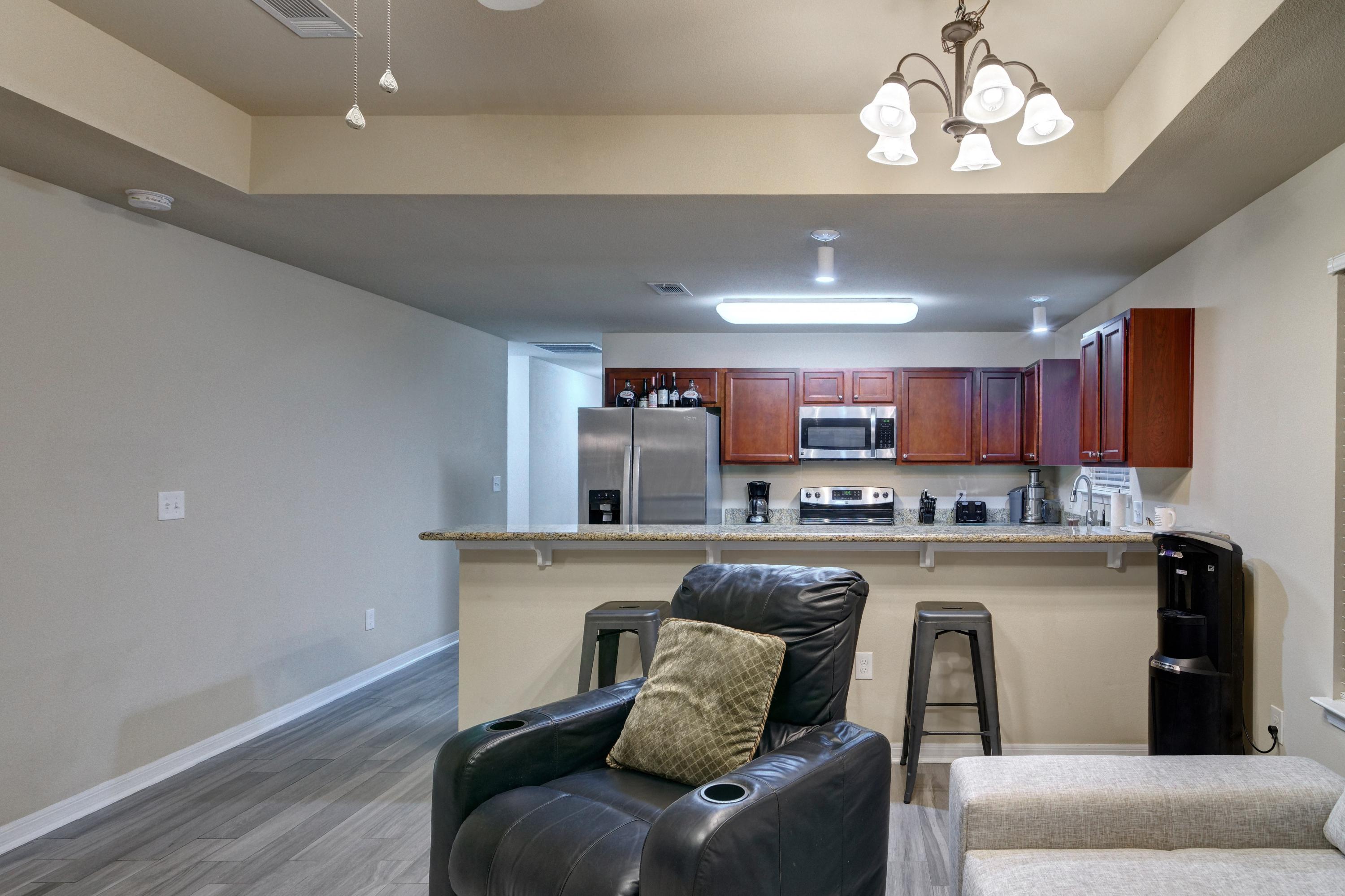 SHADOW LAKES - Residential