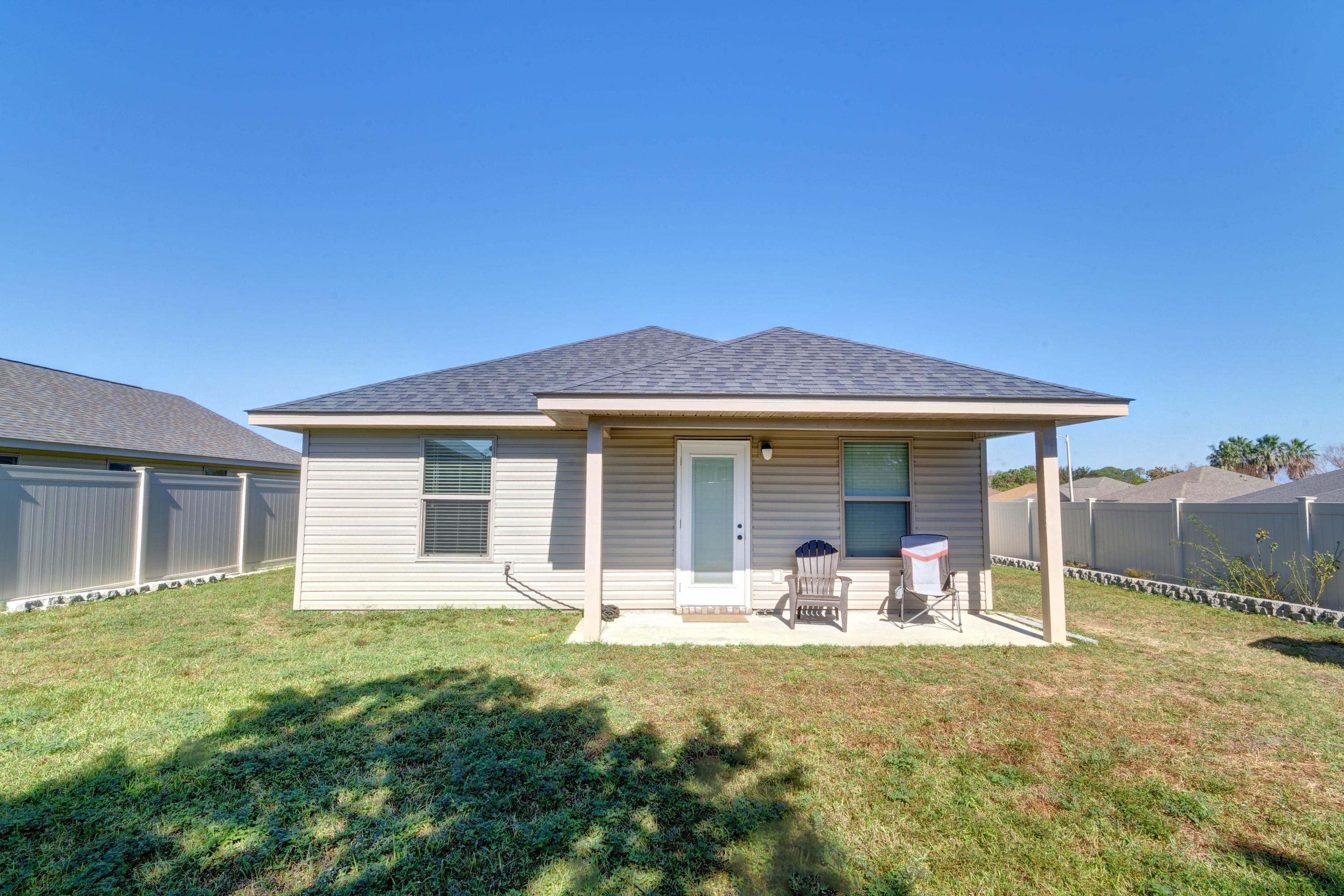 SHADOW LAKES - Residential