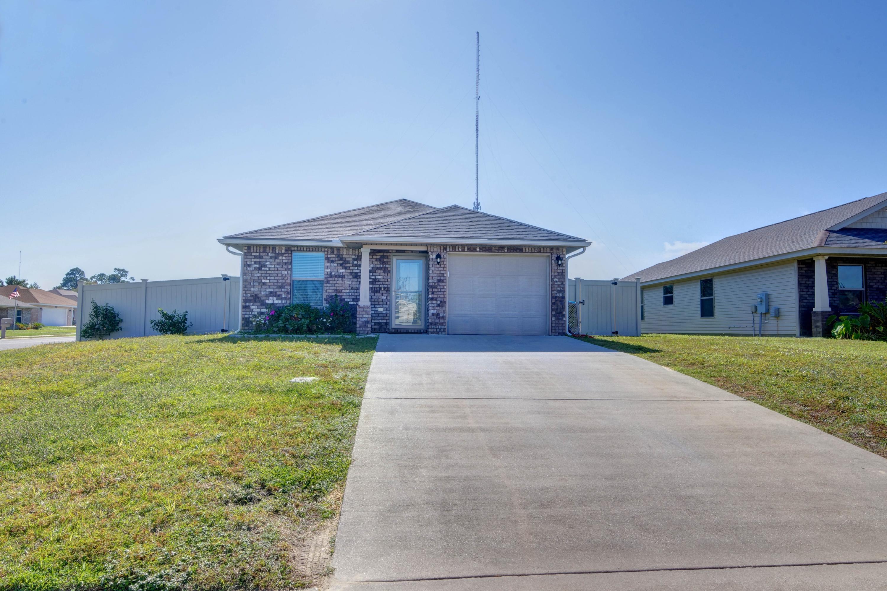 SHADOW LAKES - Residential