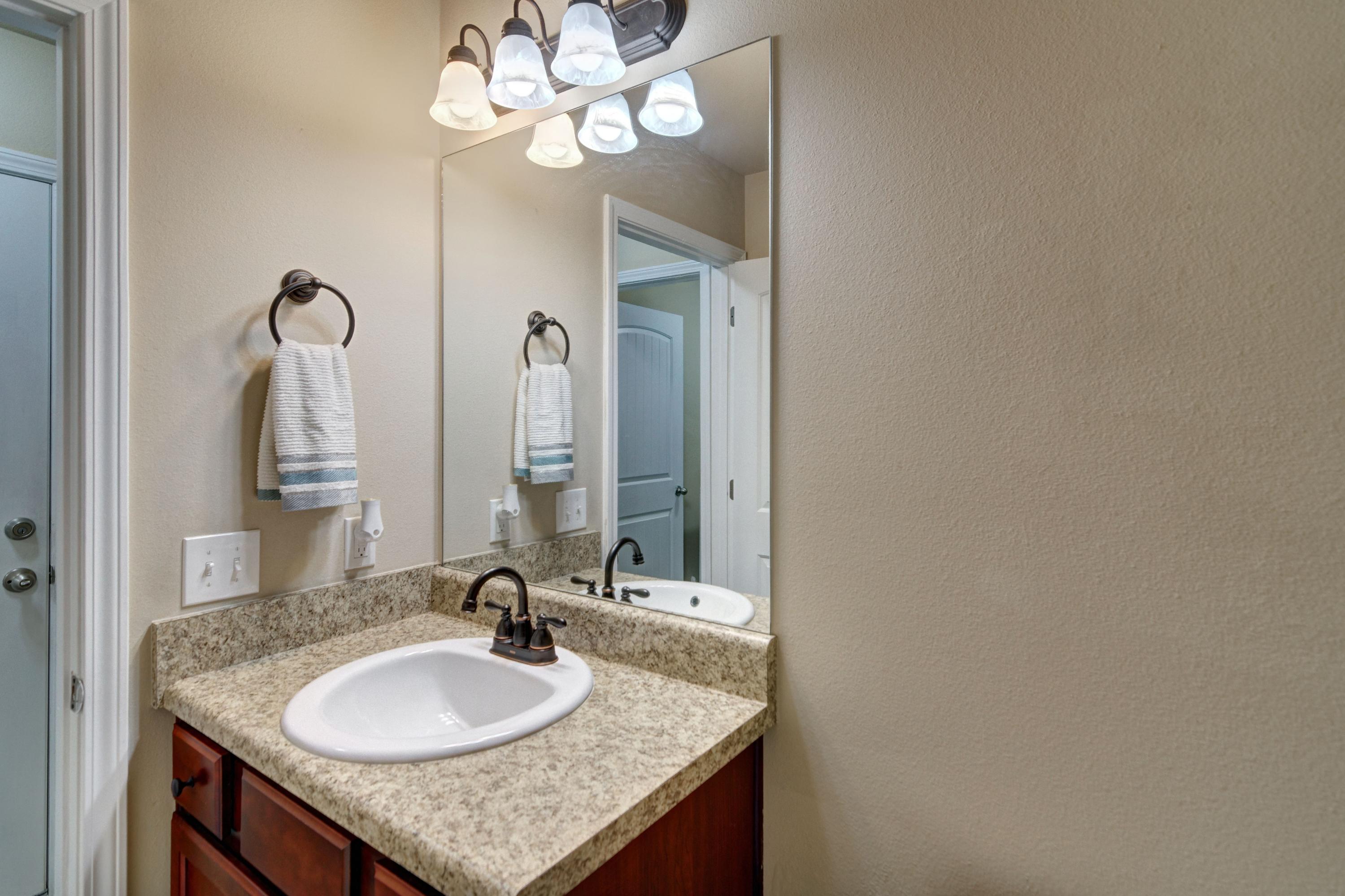 SHADOW LAKES - Residential