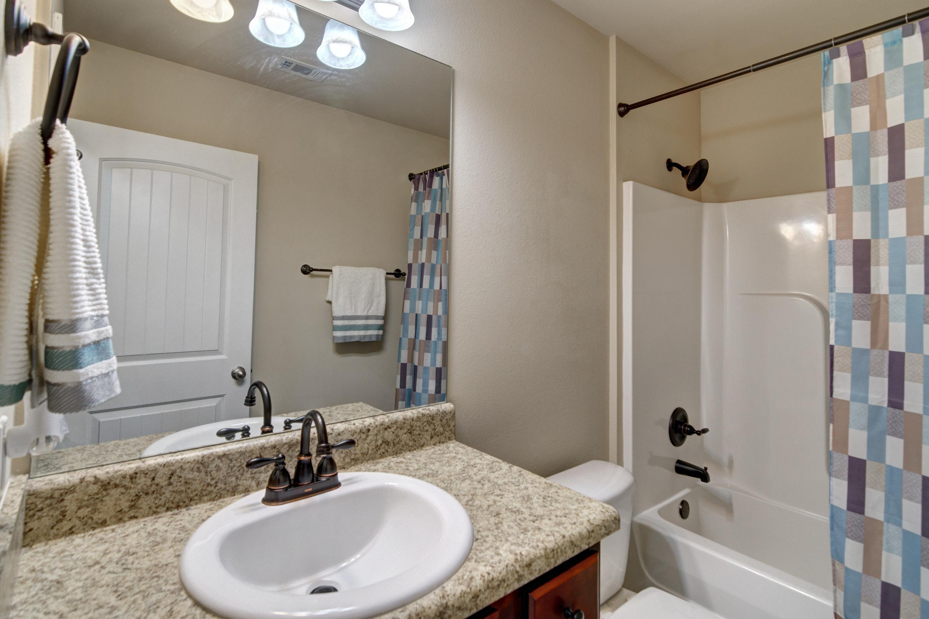 SHADOW LAKES - Residential