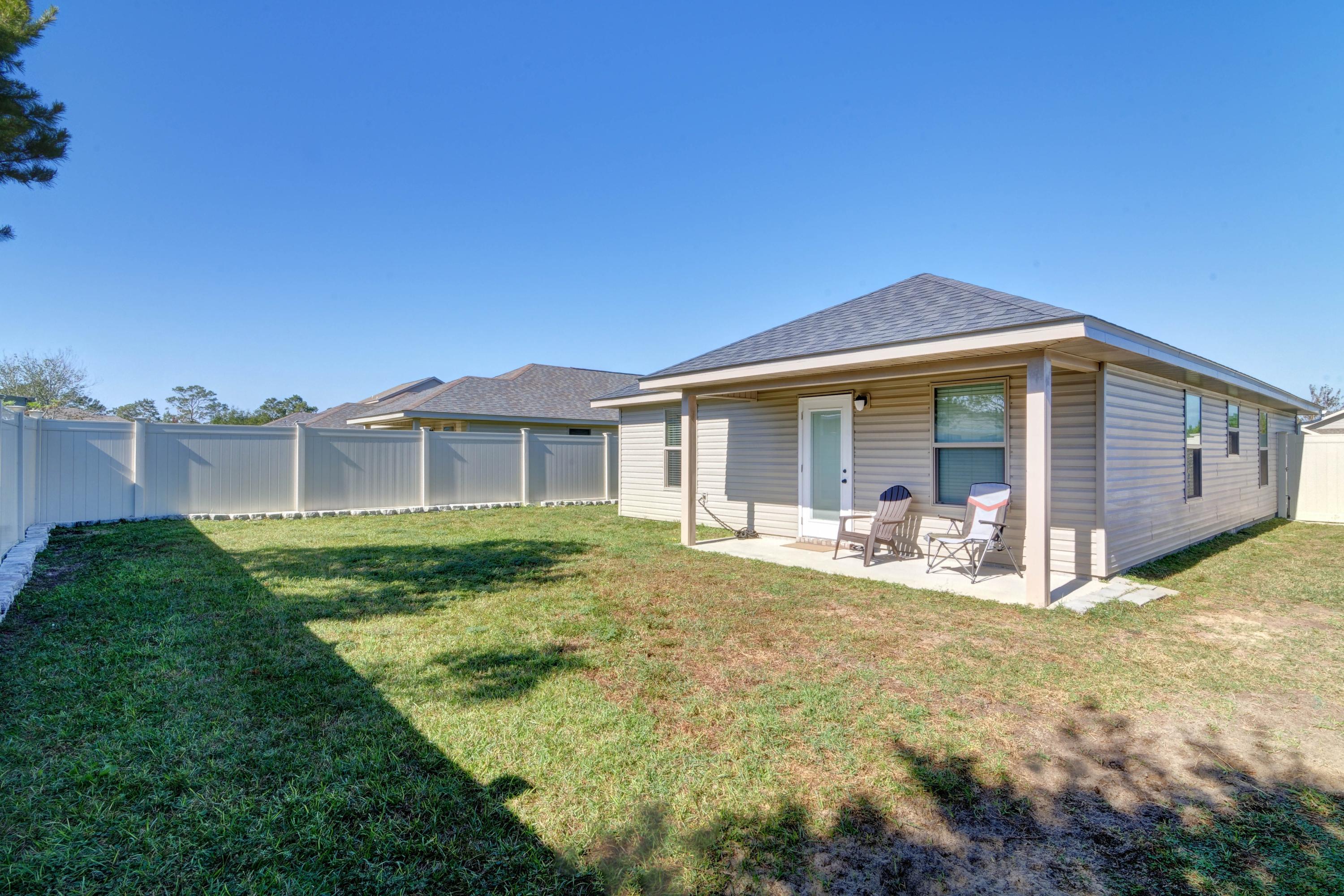 SHADOW LAKES - Residential