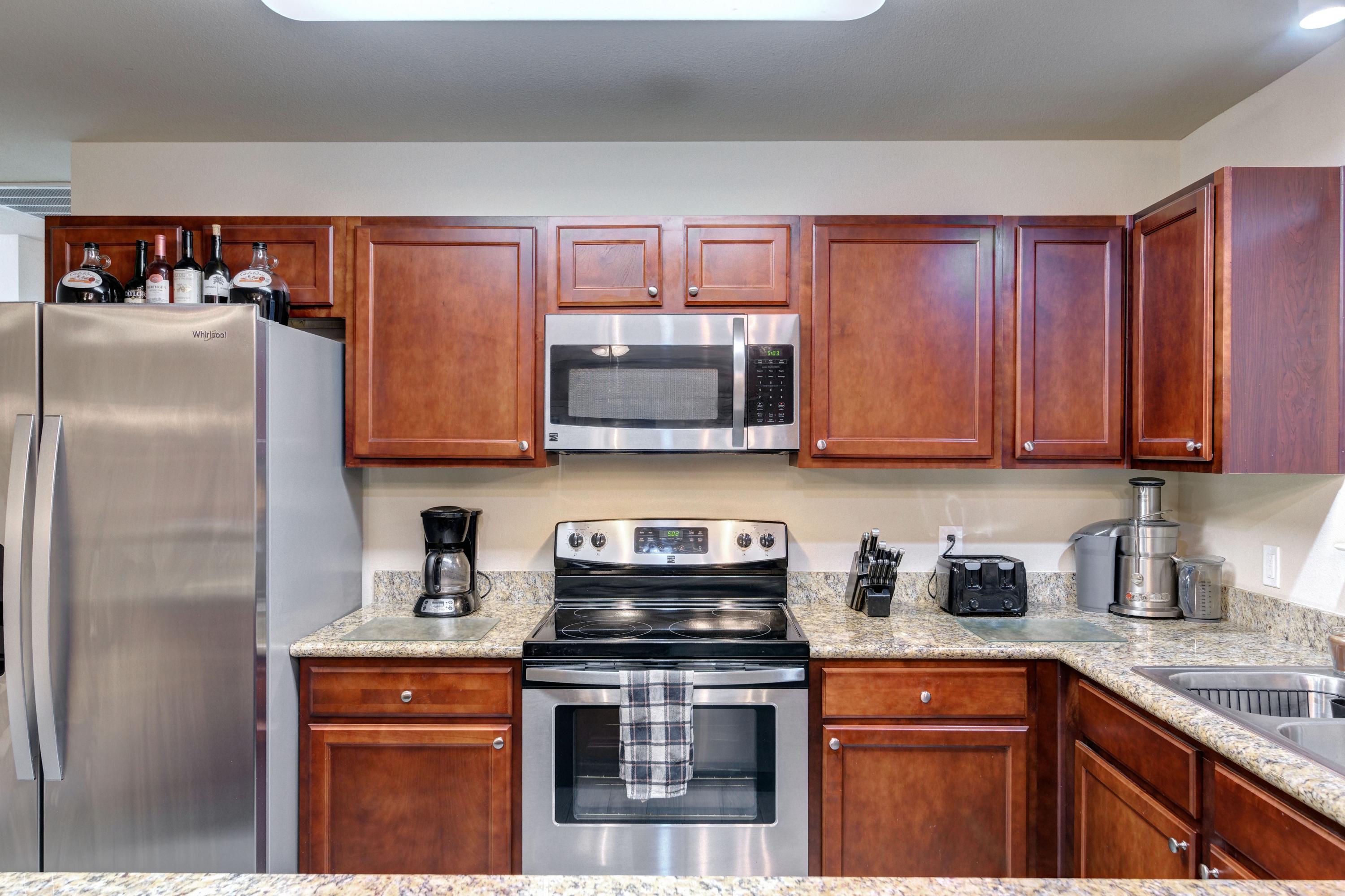 SHADOW LAKES - Residential