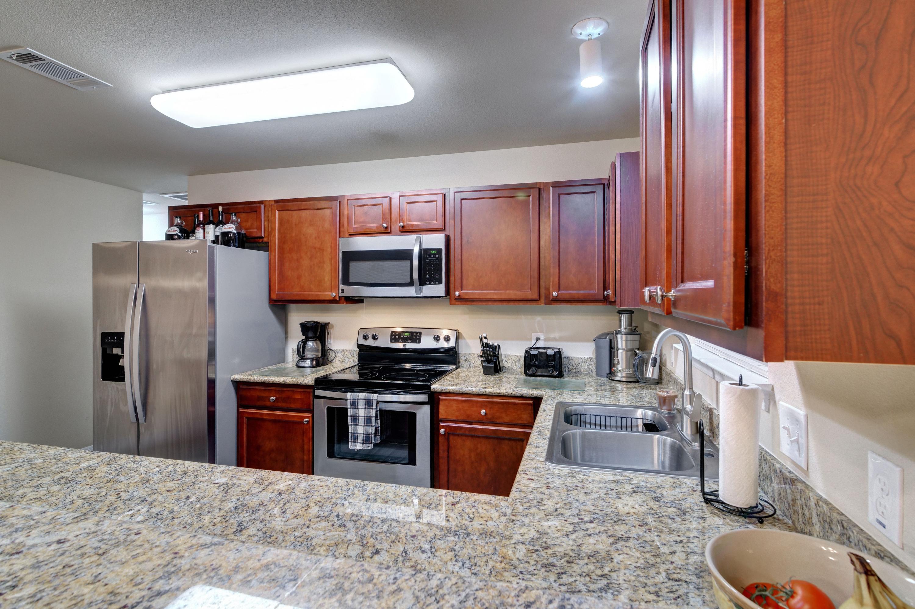 SHADOW LAKES - Residential