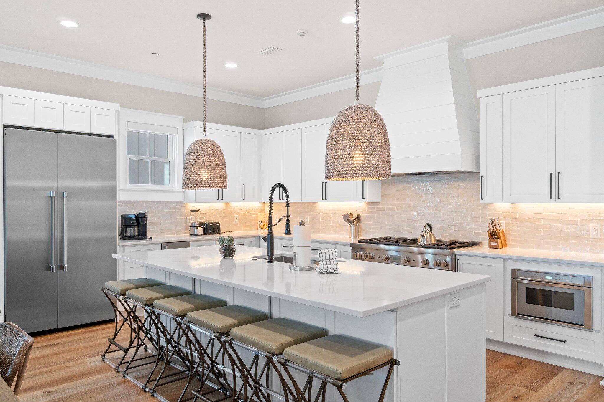 GULF SHORE MANOR - Residential