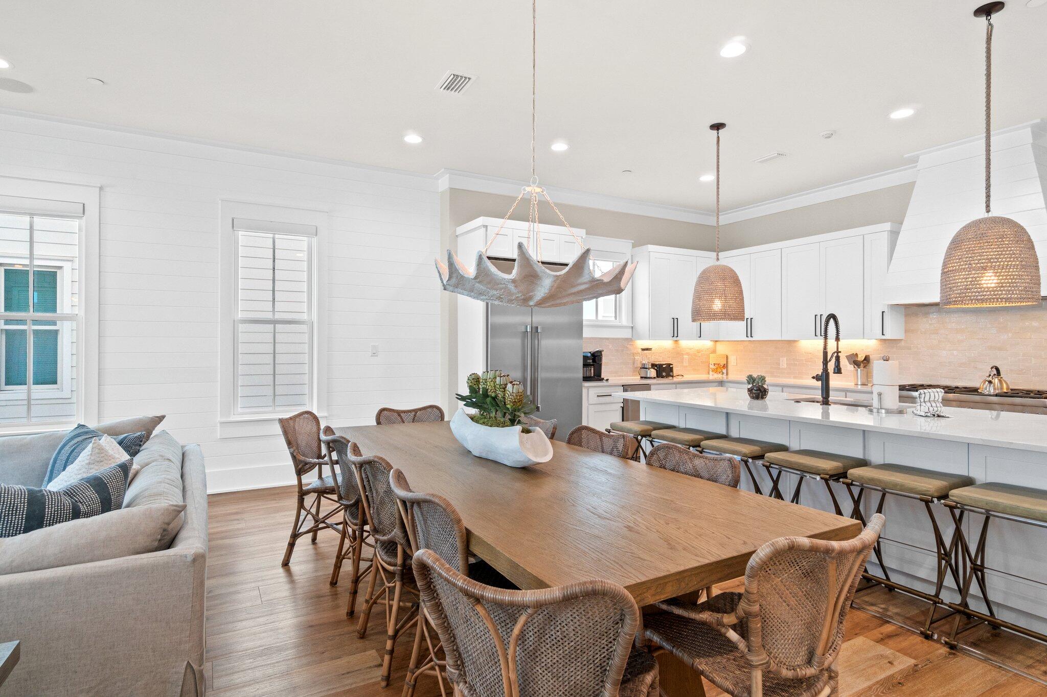 GULF SHORE MANOR - Residential