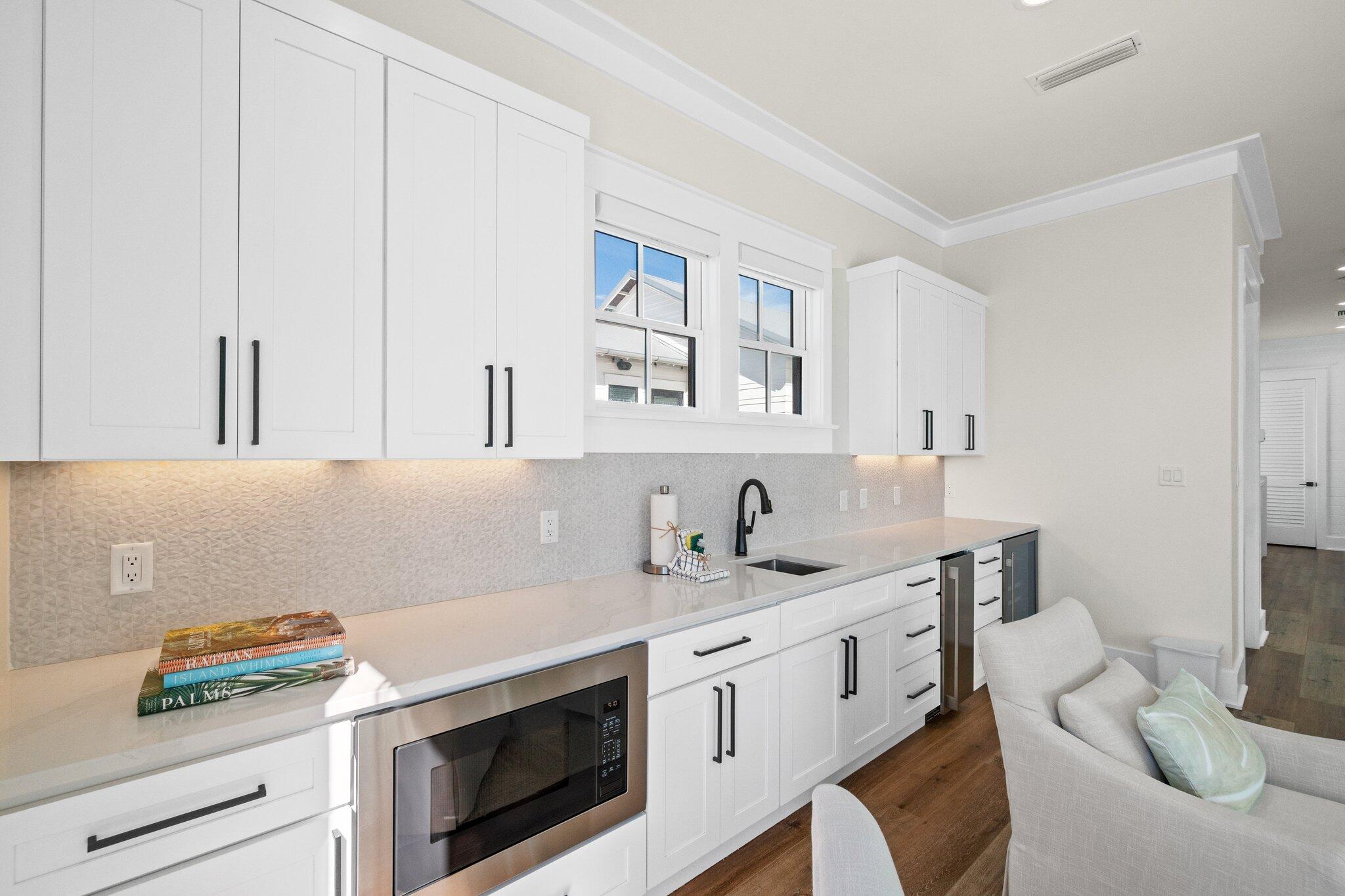 GULF SHORE MANOR - Residential