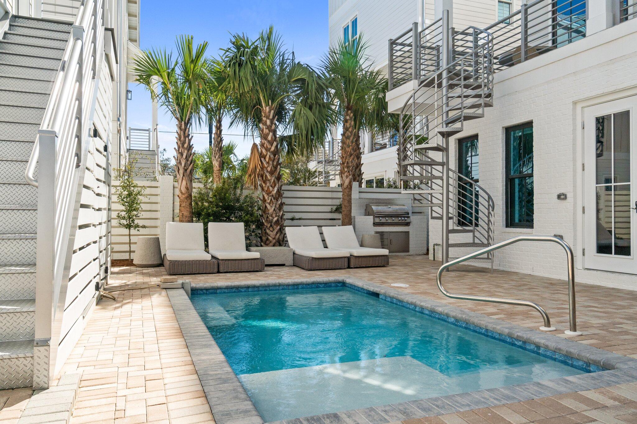 GULF SHORE MANOR - Residential