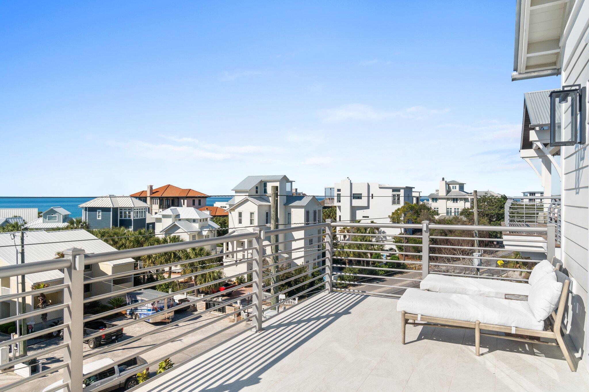 GULF SHORE MANOR - Residential