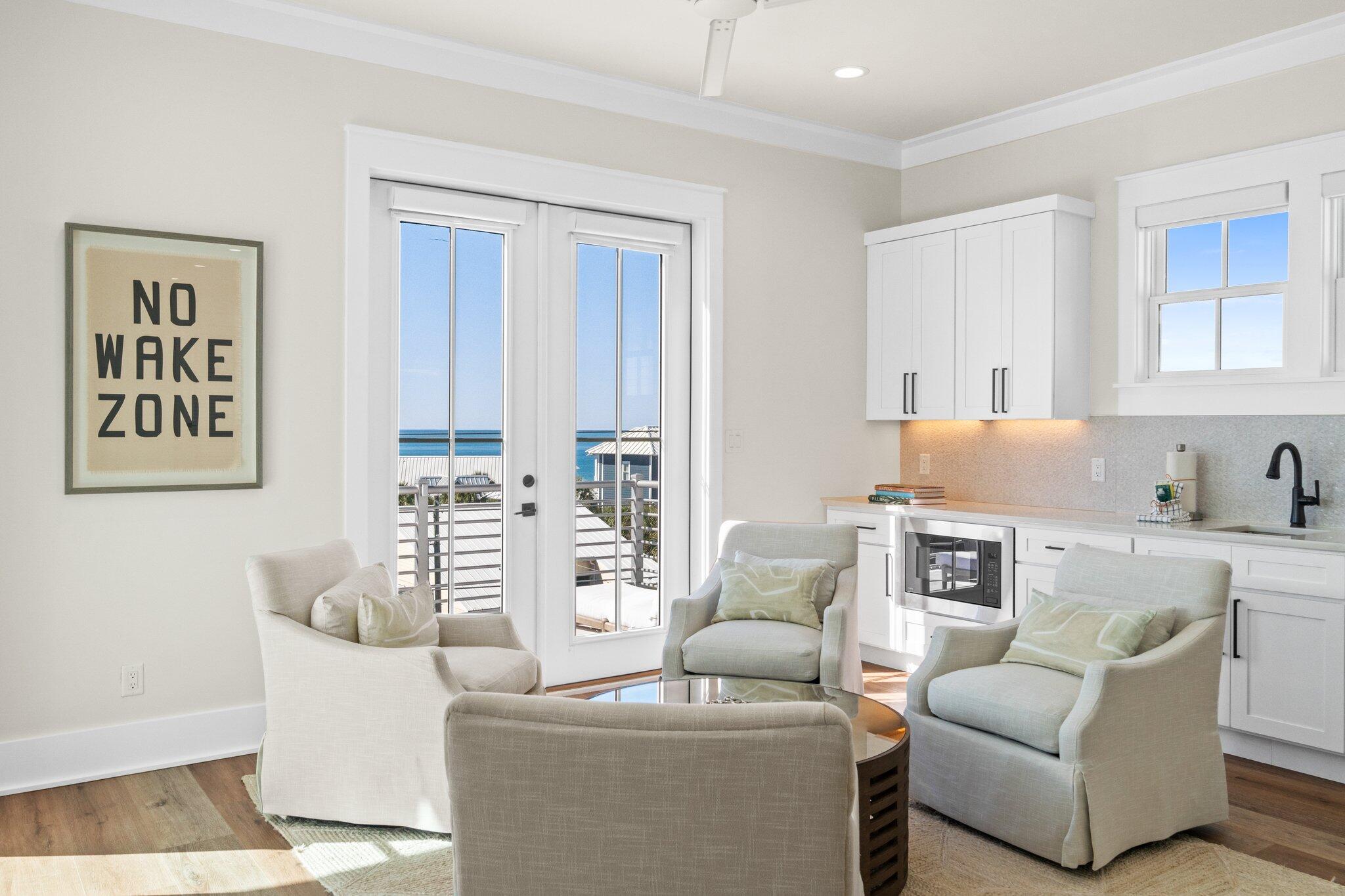 GULF SHORE MANOR - Residential