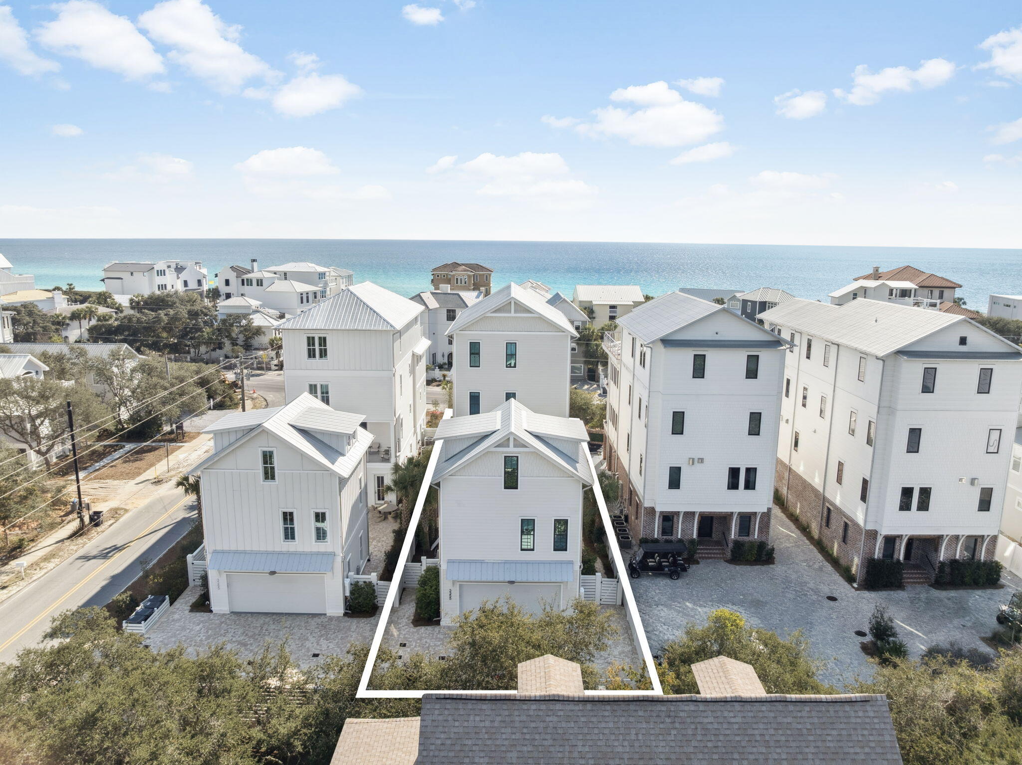 GULF SHORE MANOR - Residential