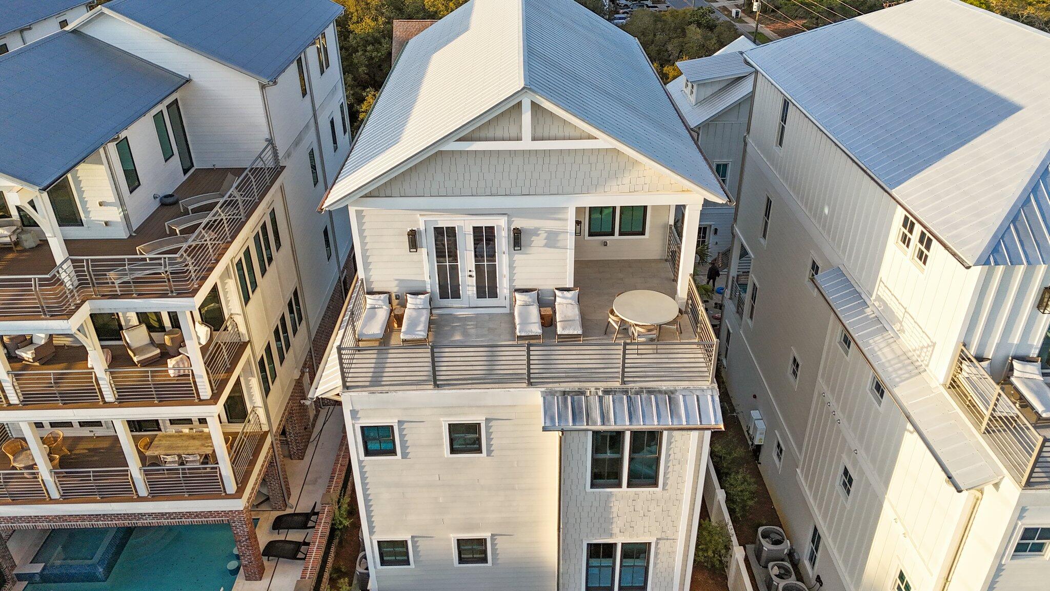 GULF SHORE MANOR - Residential