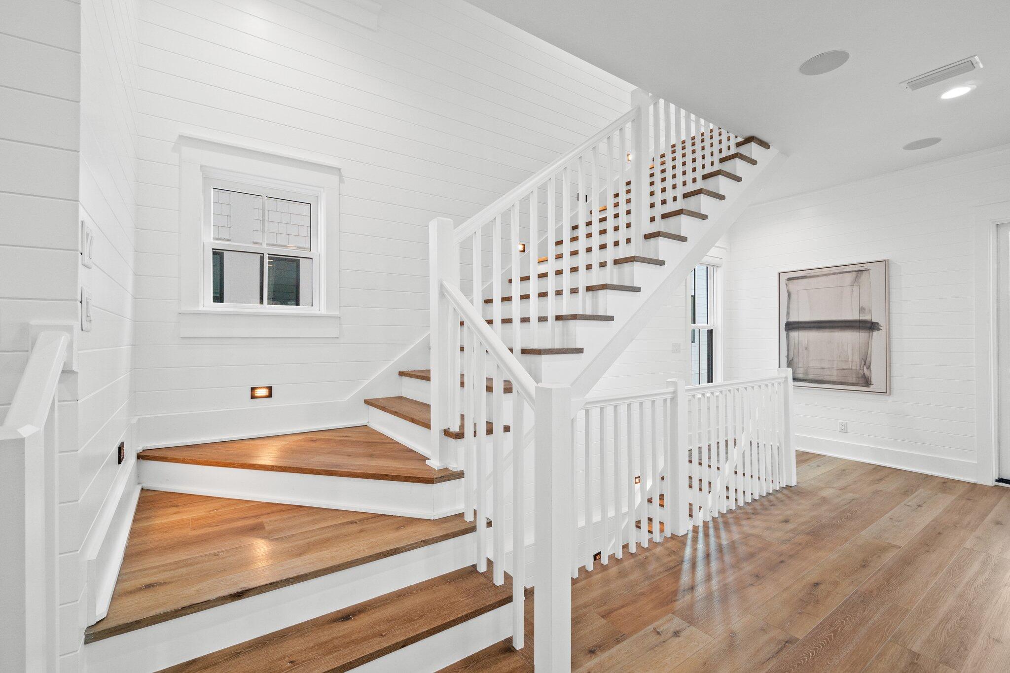 GULF SHORE MANOR - Residential
