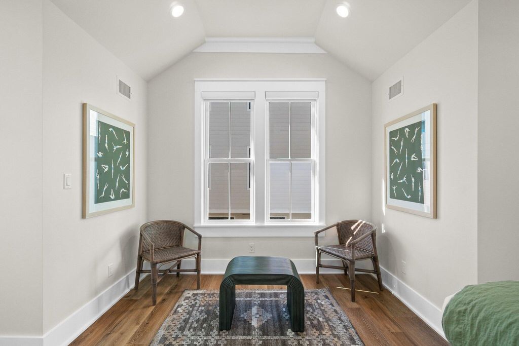 listing image 74