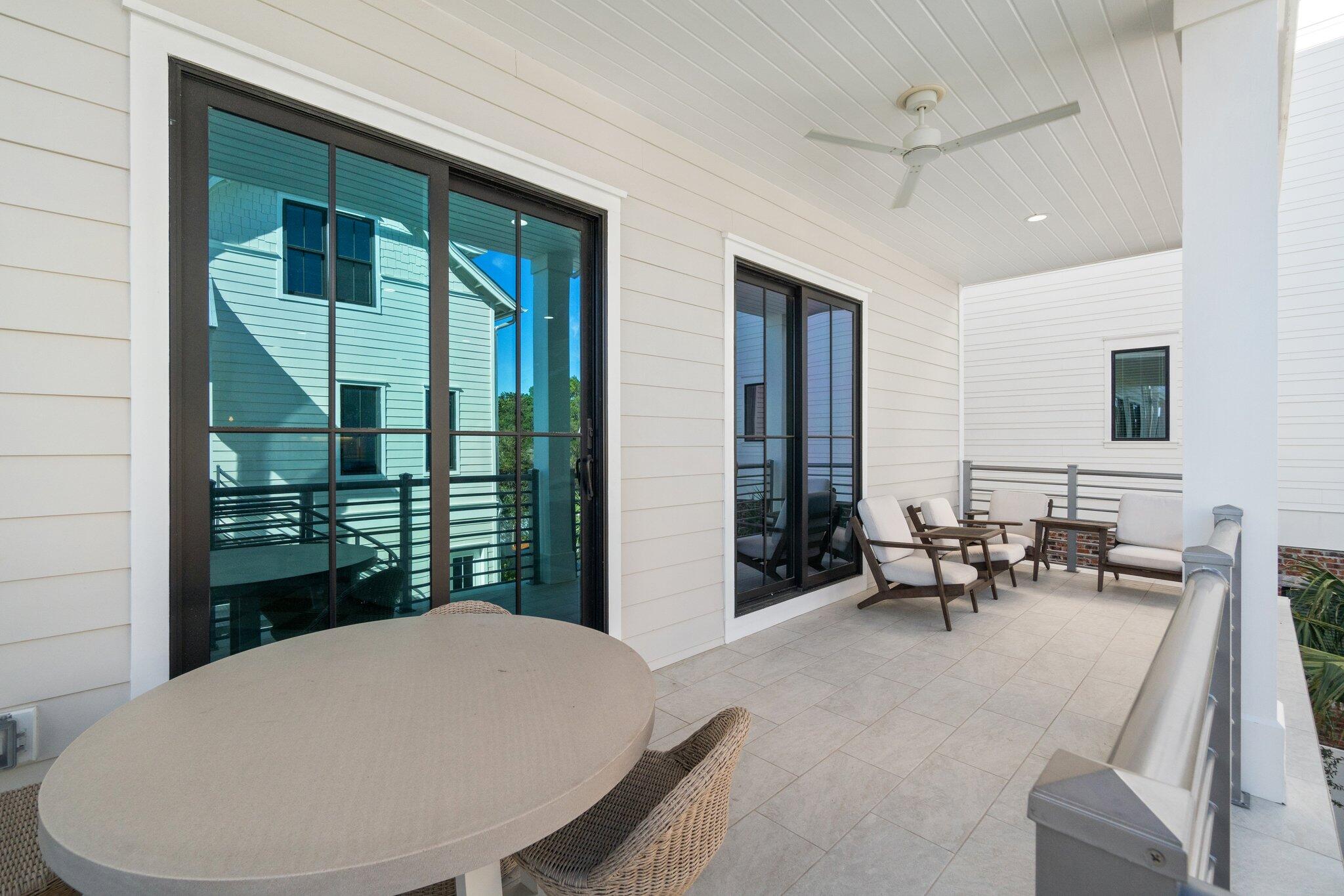 GULF SHORE MANOR - Residential