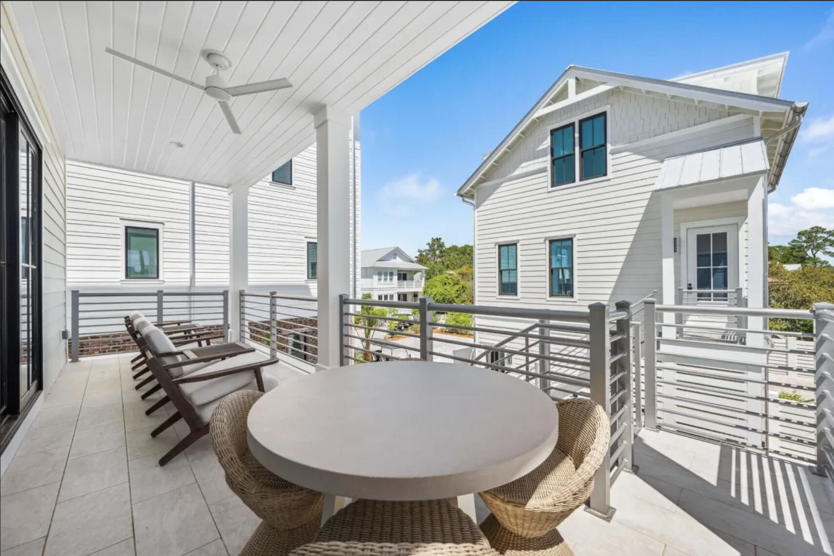GULF SHORE MANOR - Residential