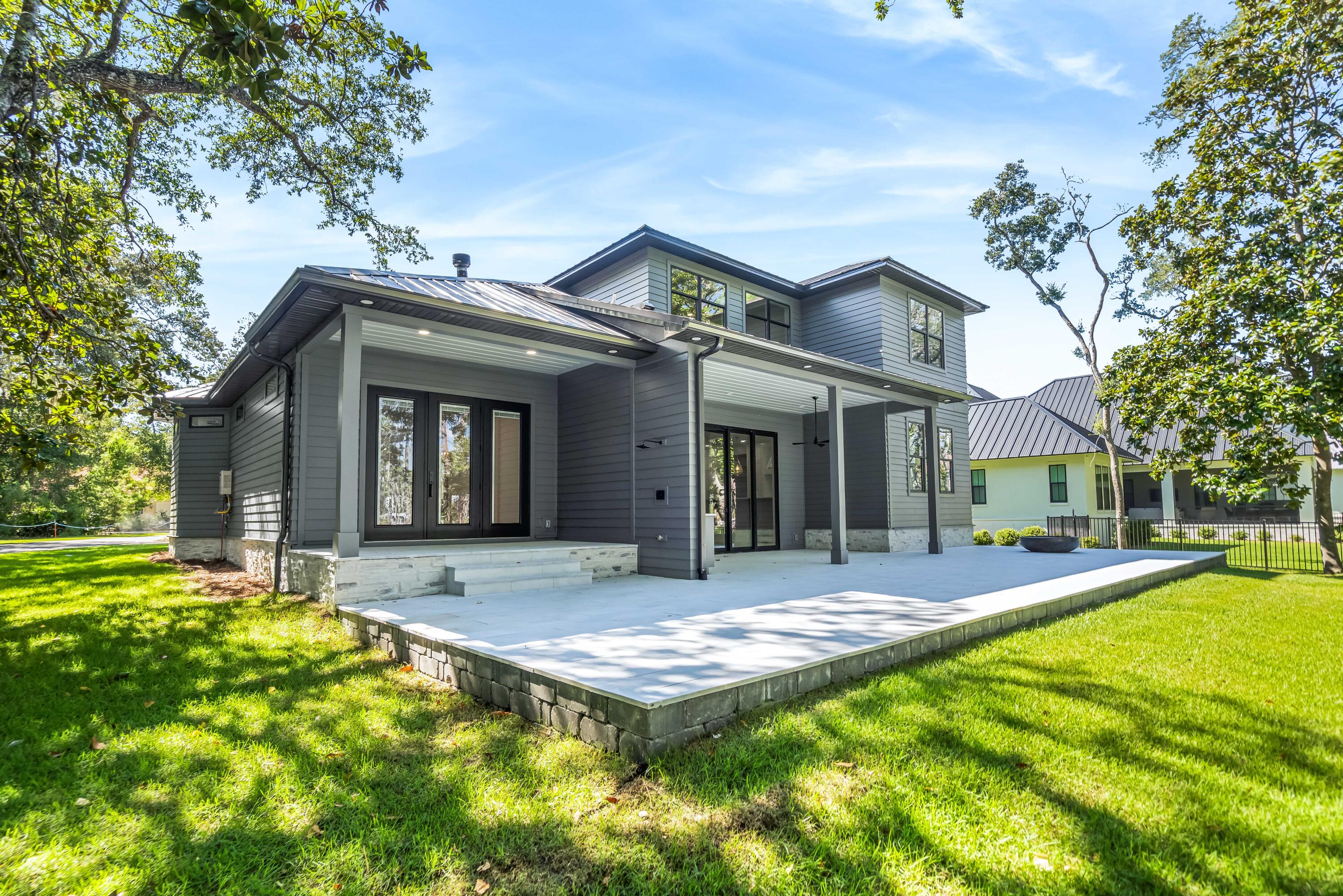 BOTANY BAYOU - Residential