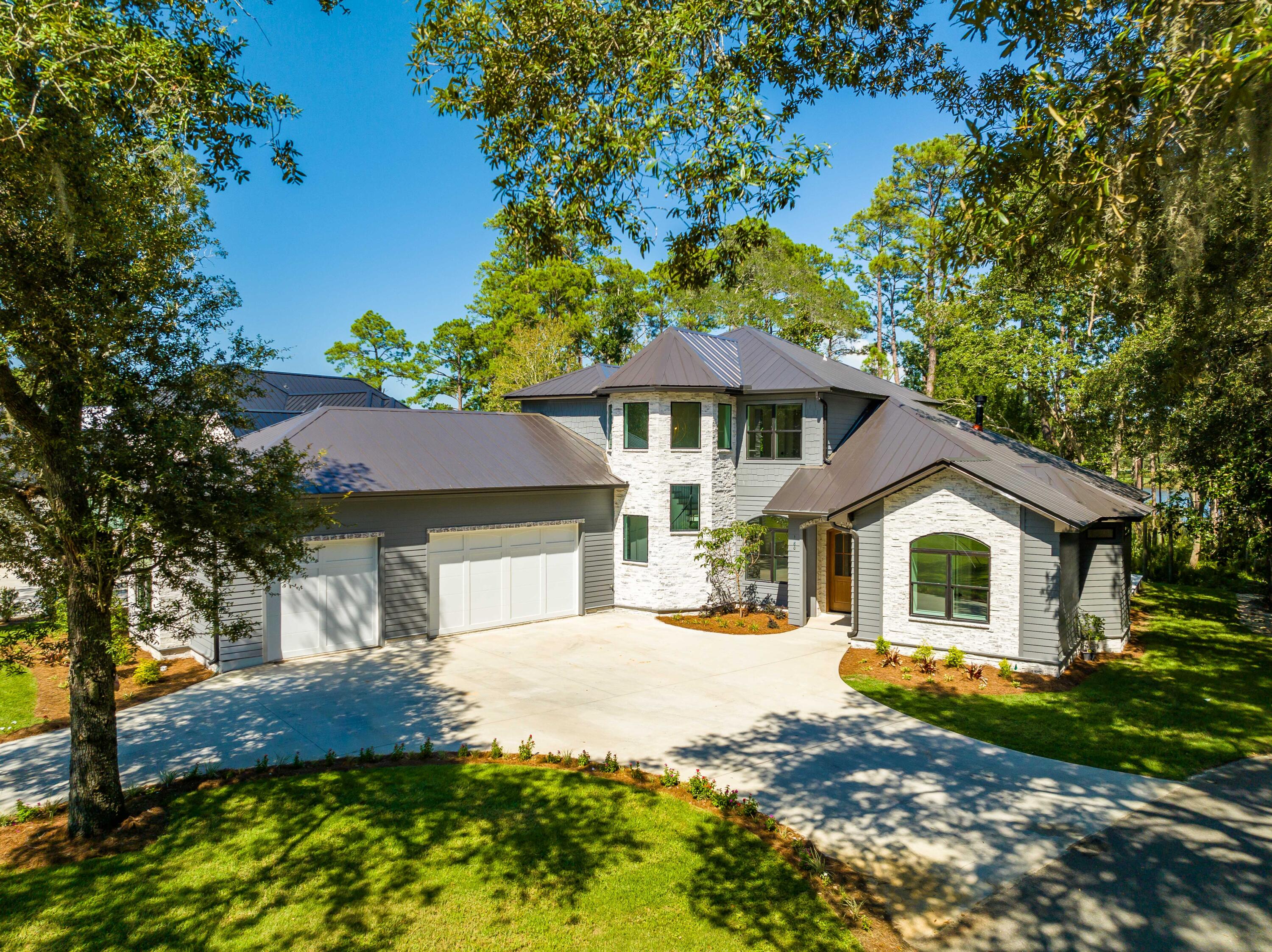 BOTANY BAYOU - Residential