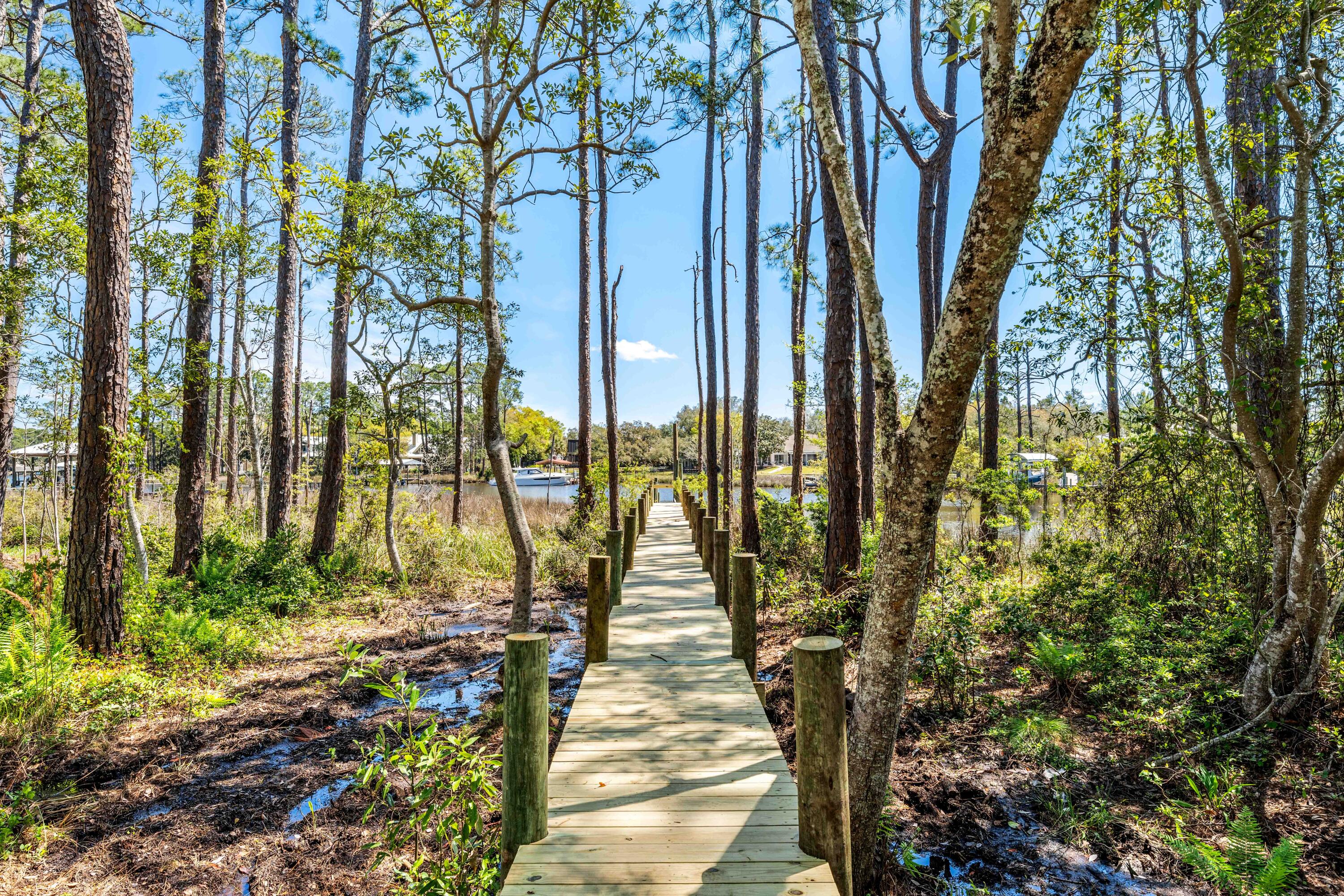 BOTANY BAYOU - Residential