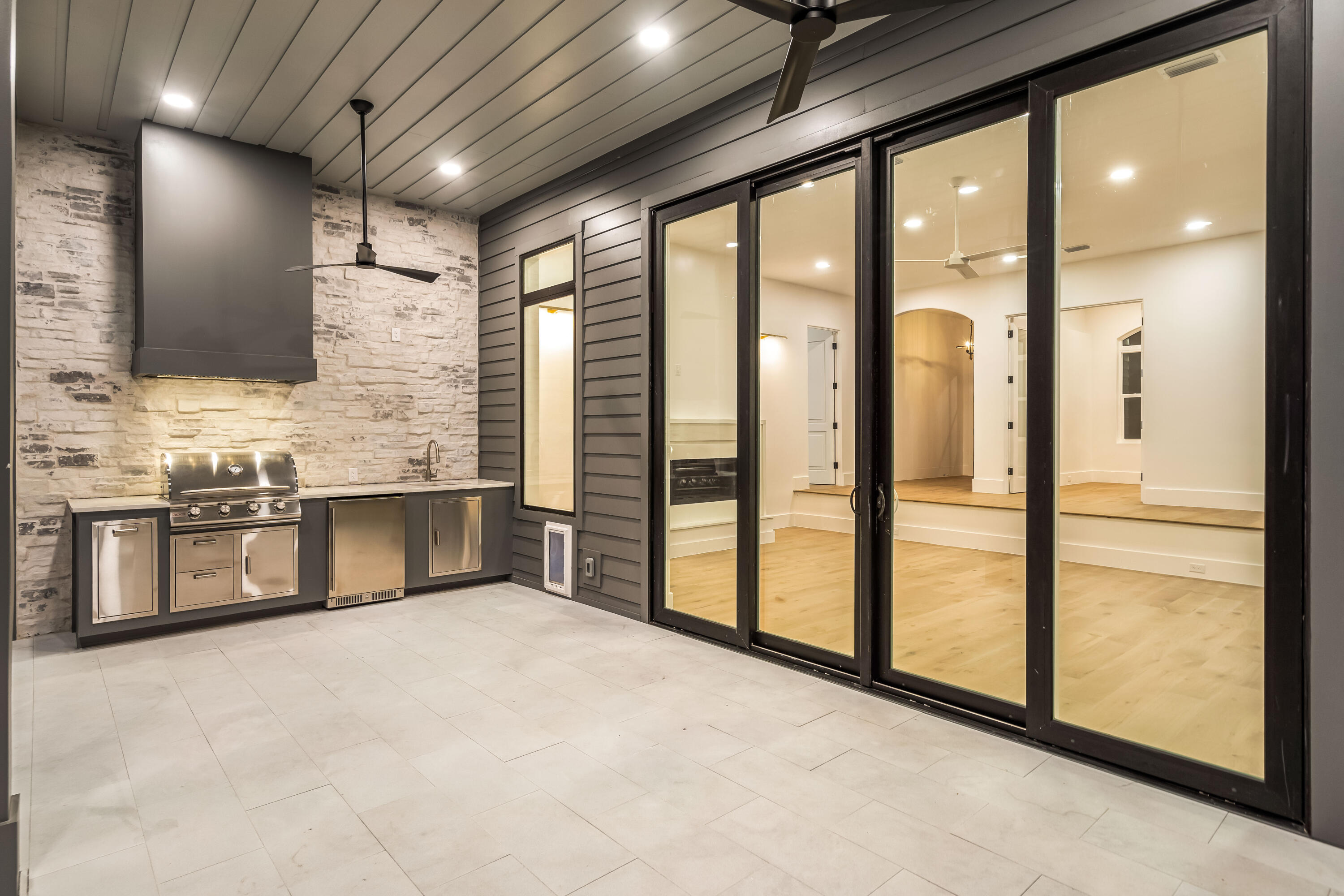 BOTANY BAYOU - Residential