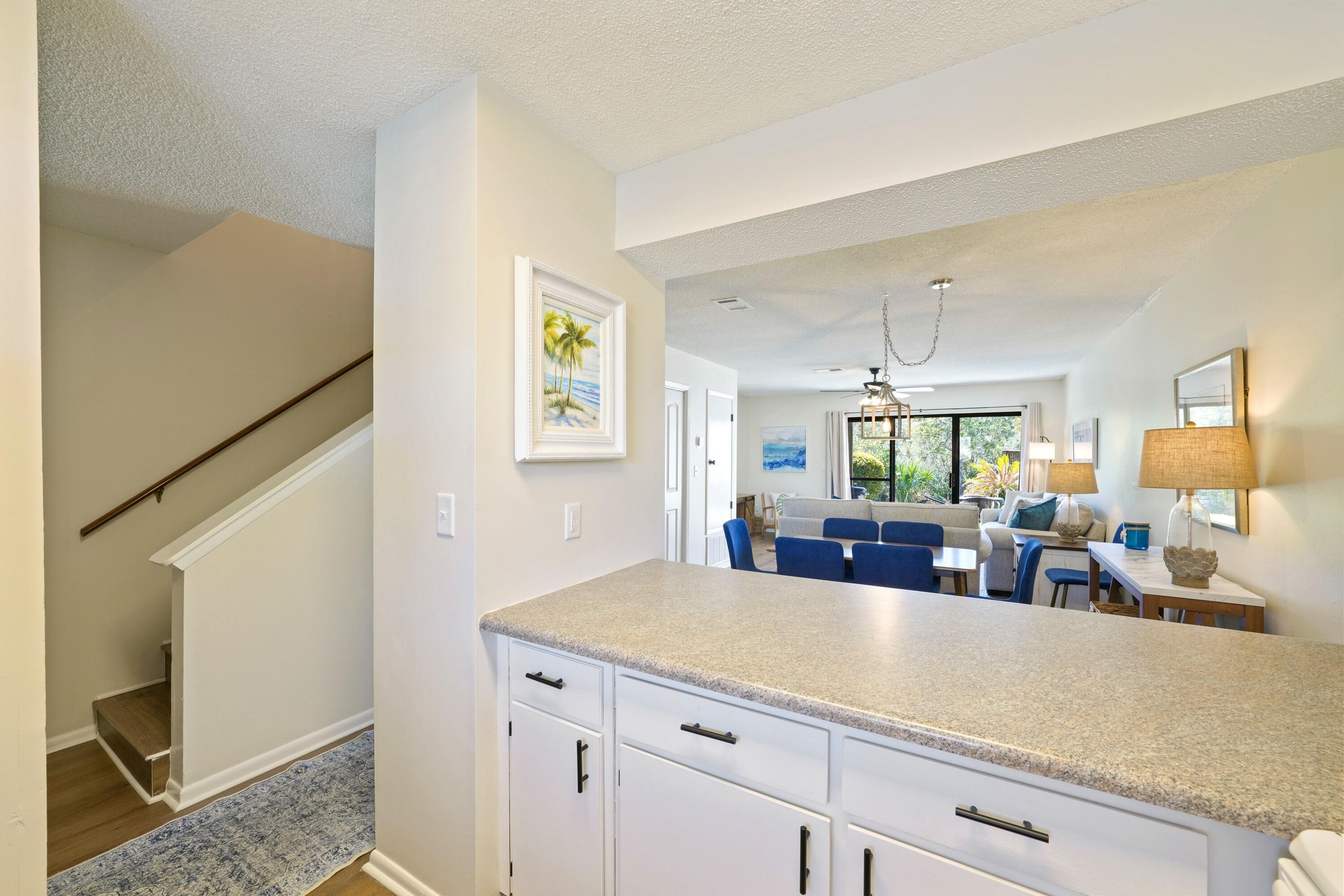 PORTSIDE CONDO - Residential