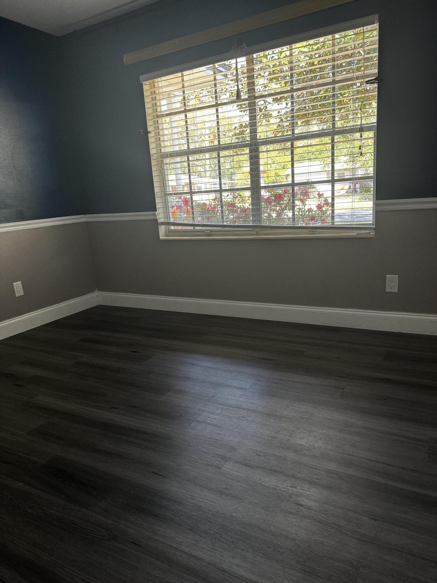 WINTHROP PLACE - Residential