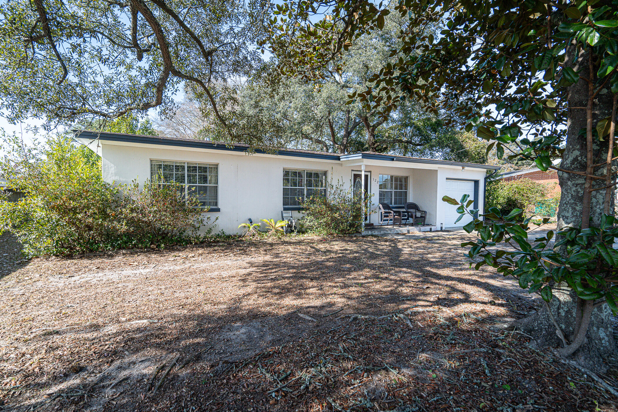 WINTHROP PLACE - Residential