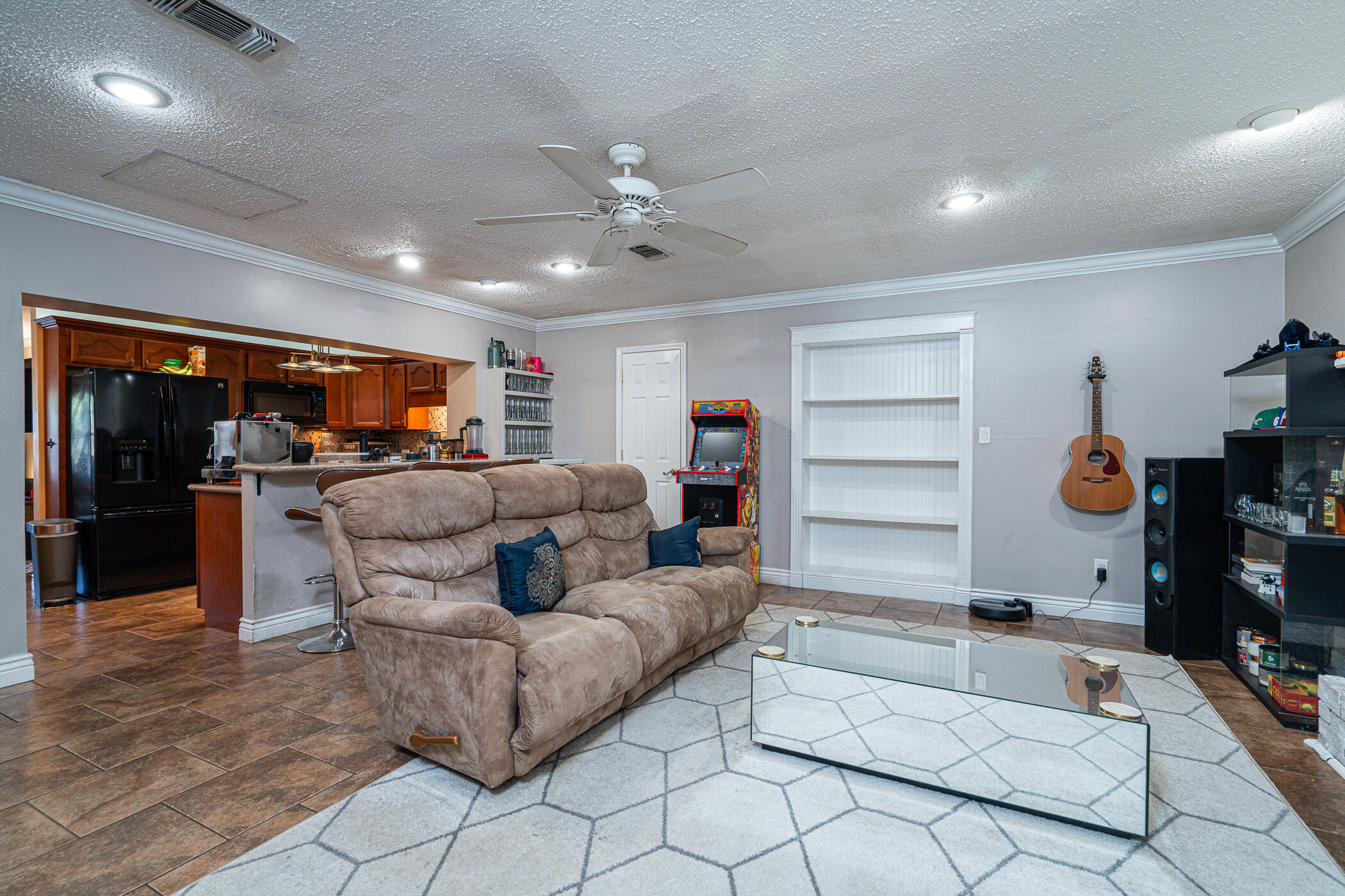 WINTHROP PLACE - Residential