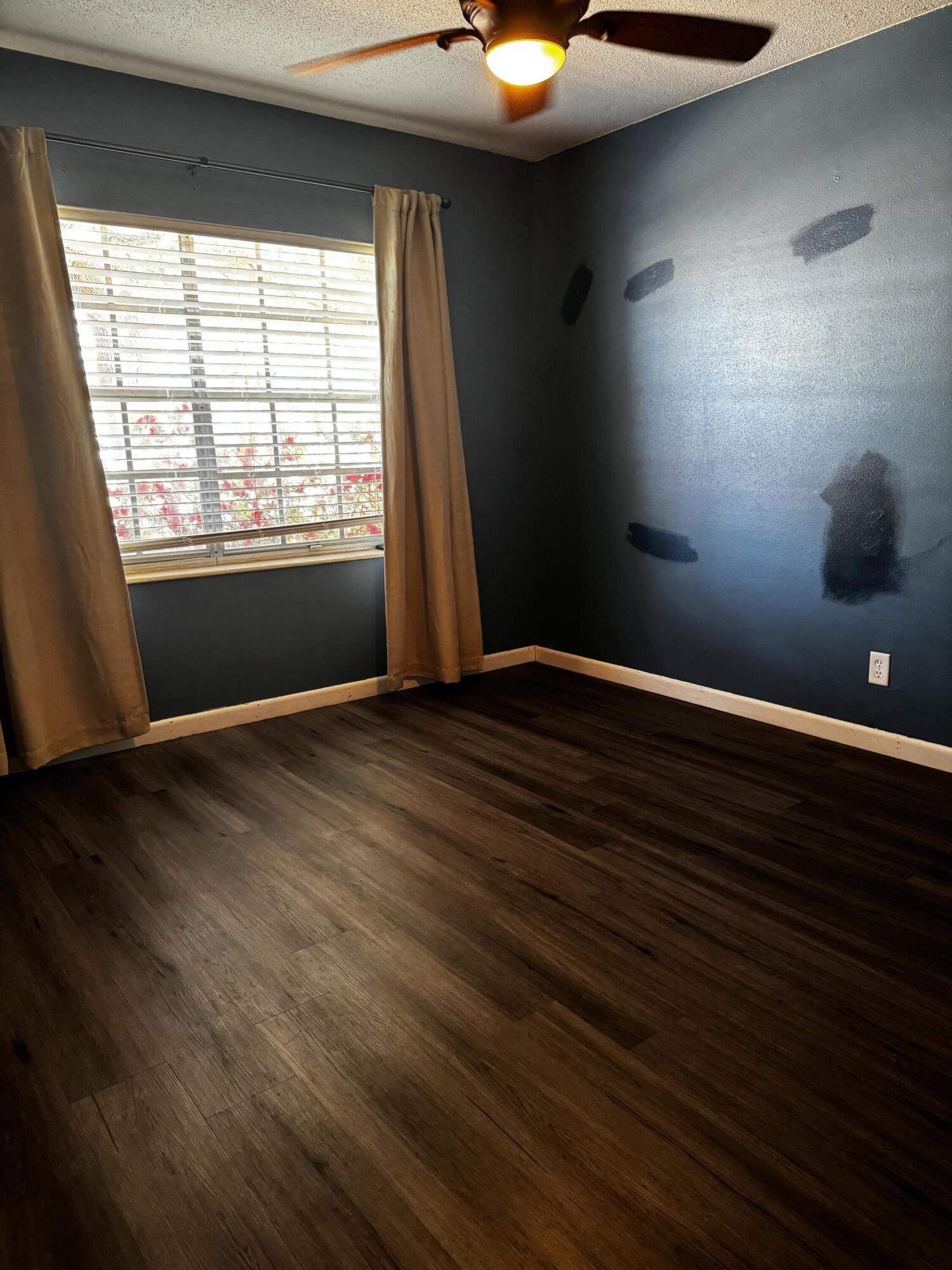 WINTHROP PLACE - Residential