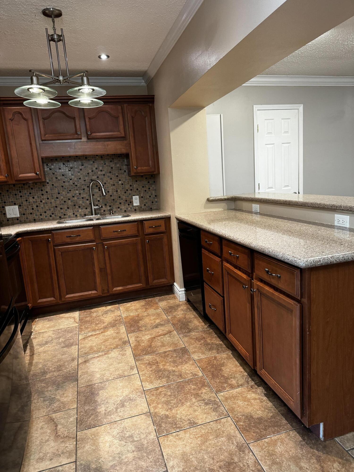 WINTHROP PLACE - Residential