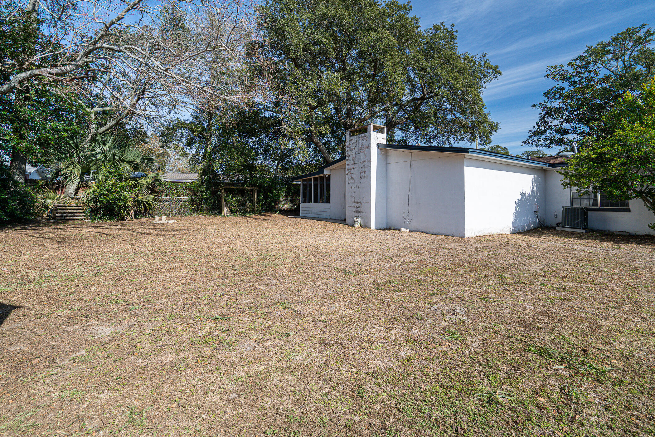 WINTHROP PLACE - Residential