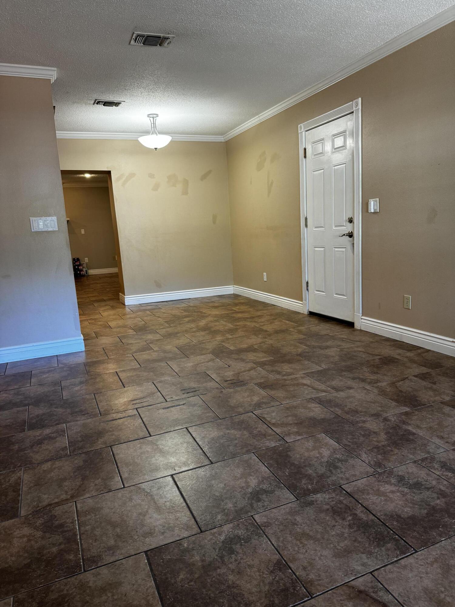 WINTHROP PLACE - Residential