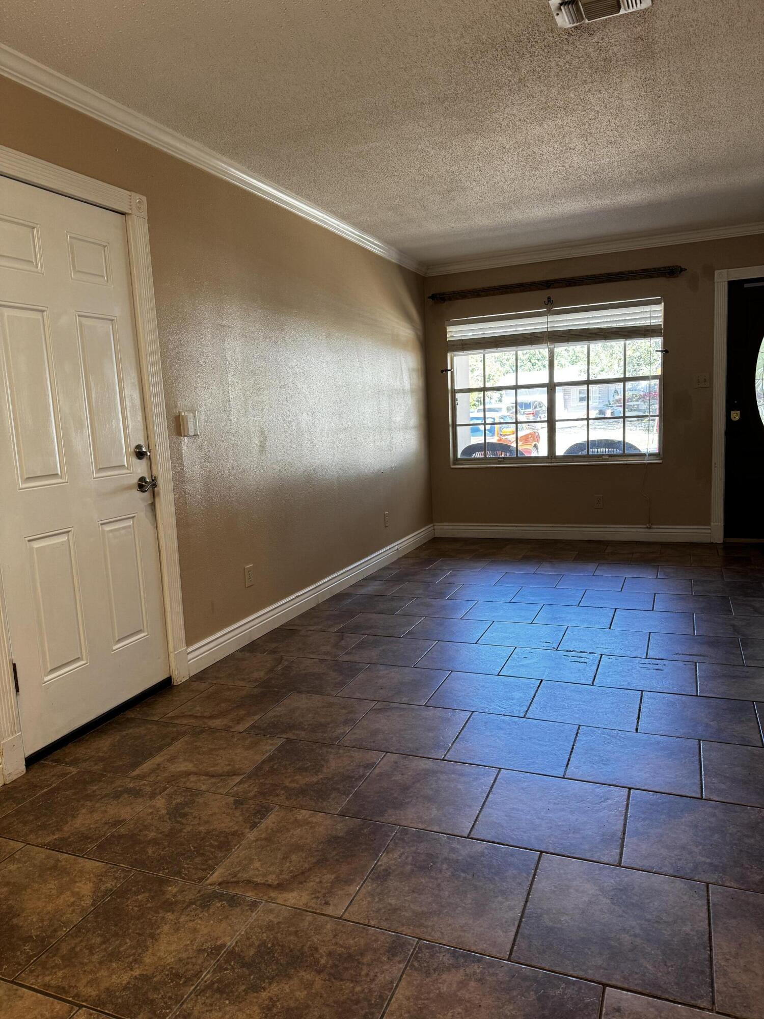 WINTHROP PLACE - Residential