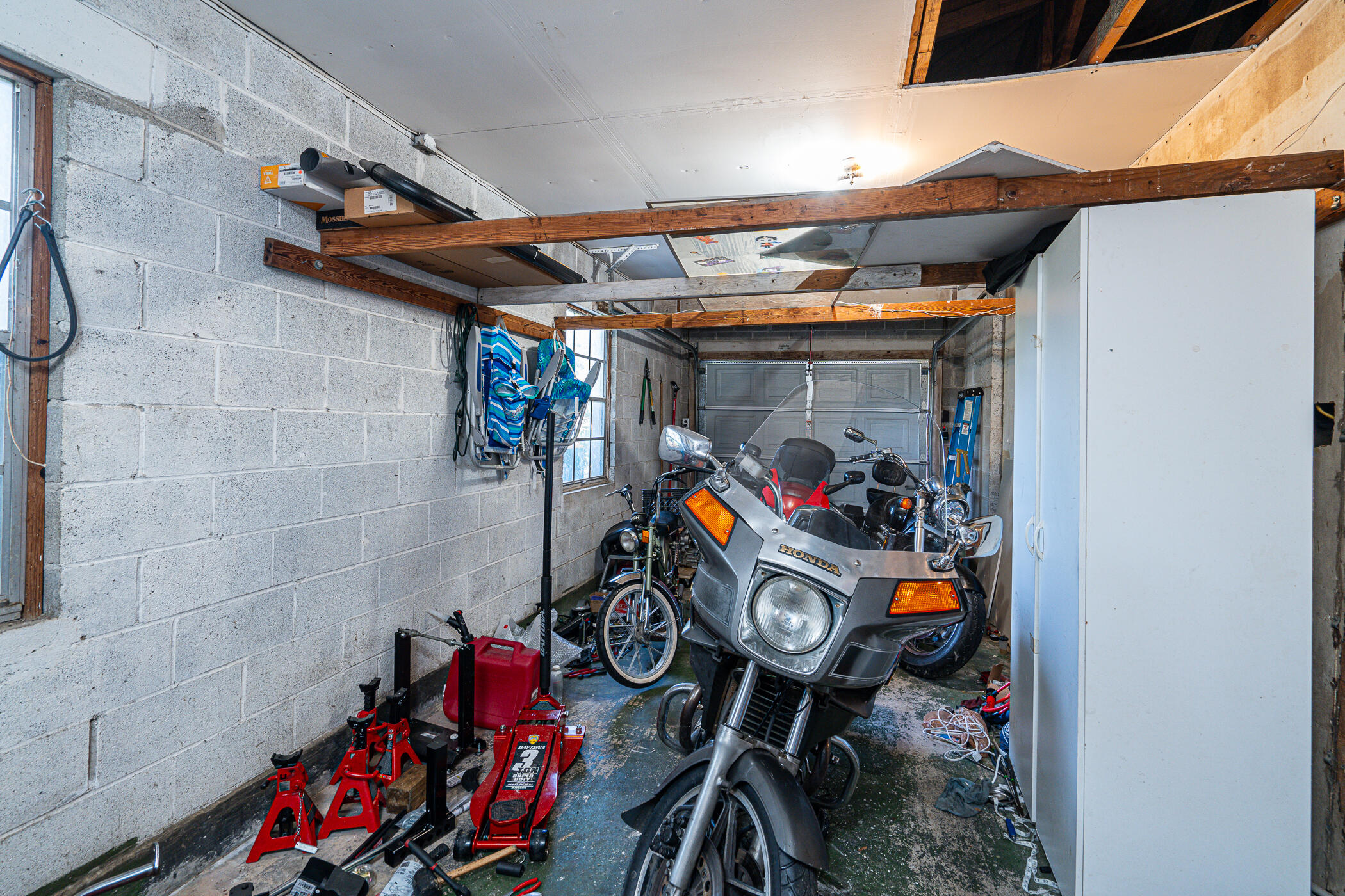 WINTHROP PLACE - Residential