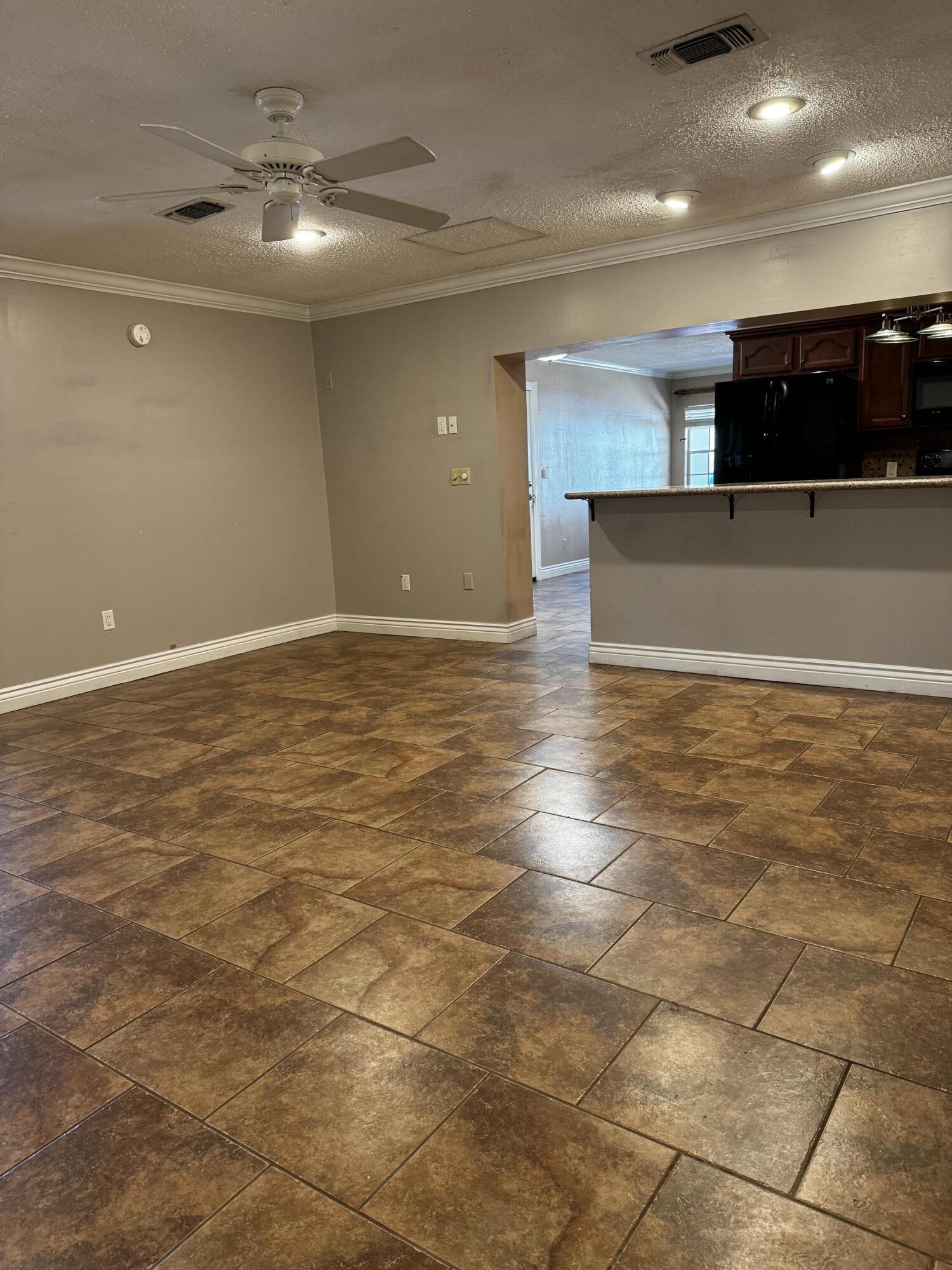 WINTHROP PLACE - Residential