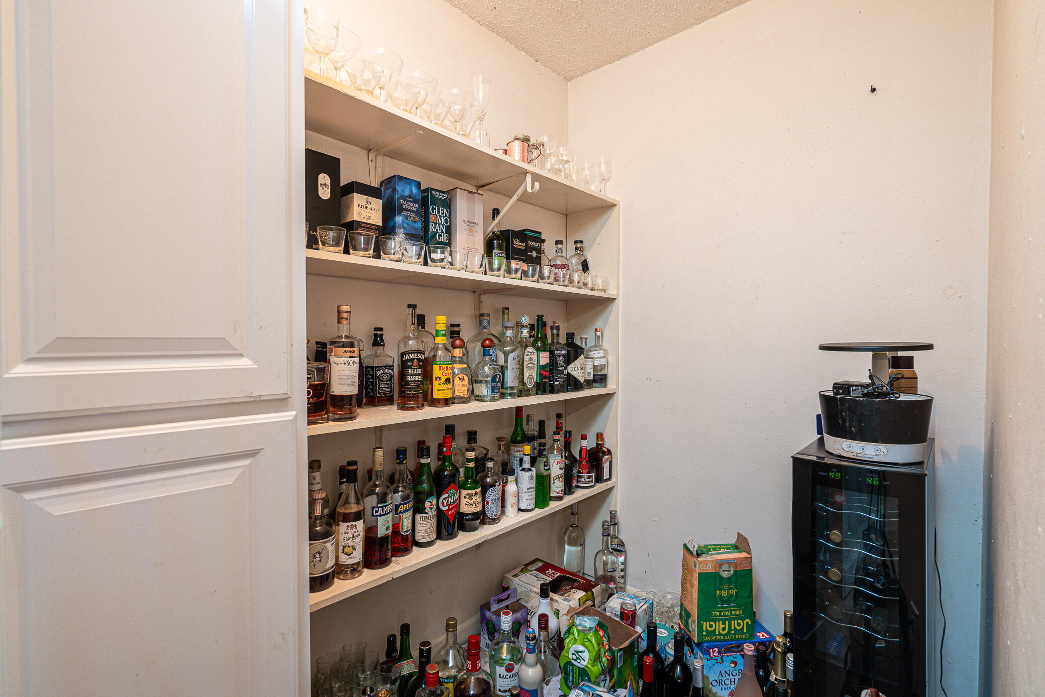 WINTHROP PLACE - Residential