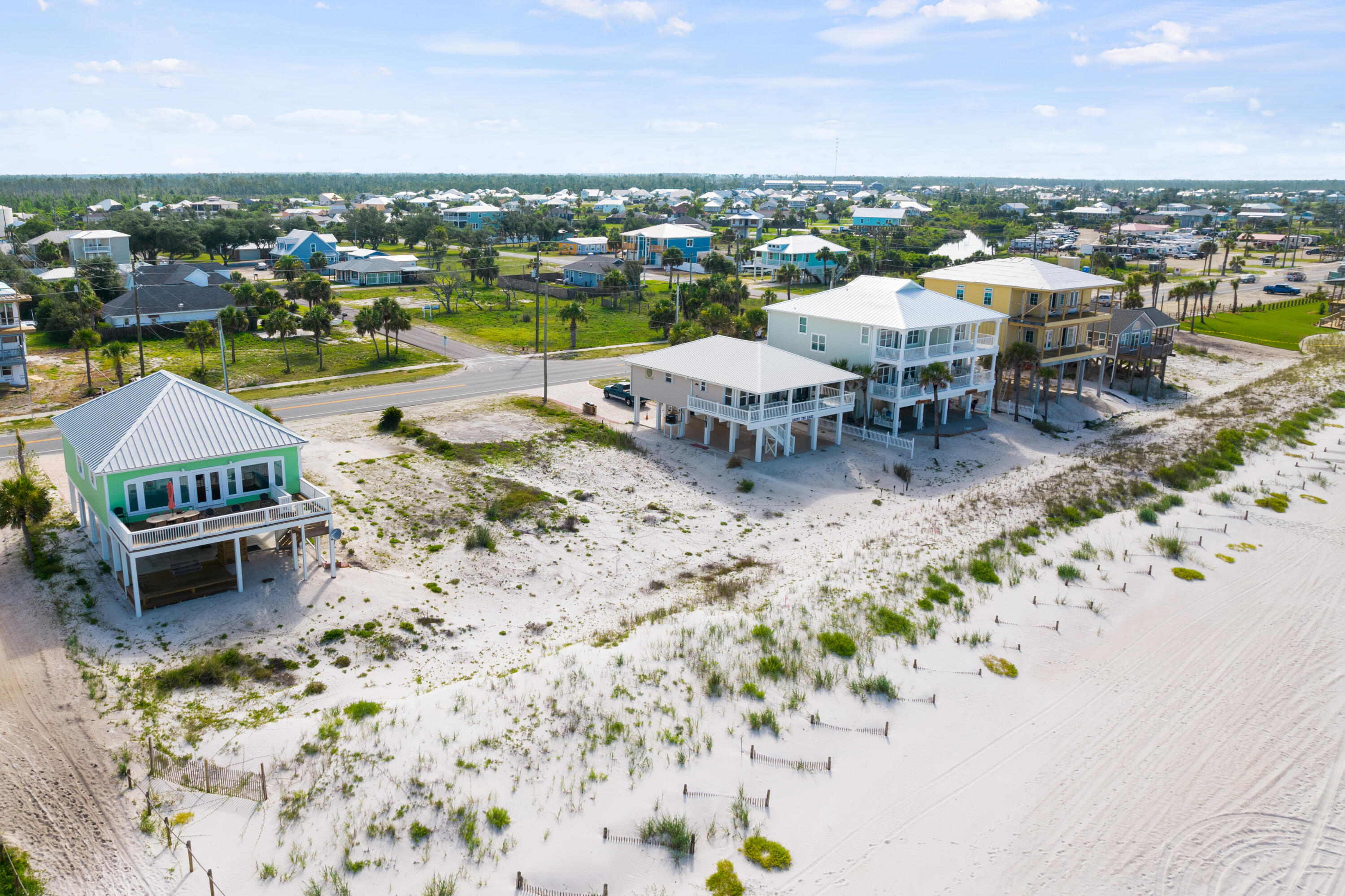 MEXICO BEACH - Land