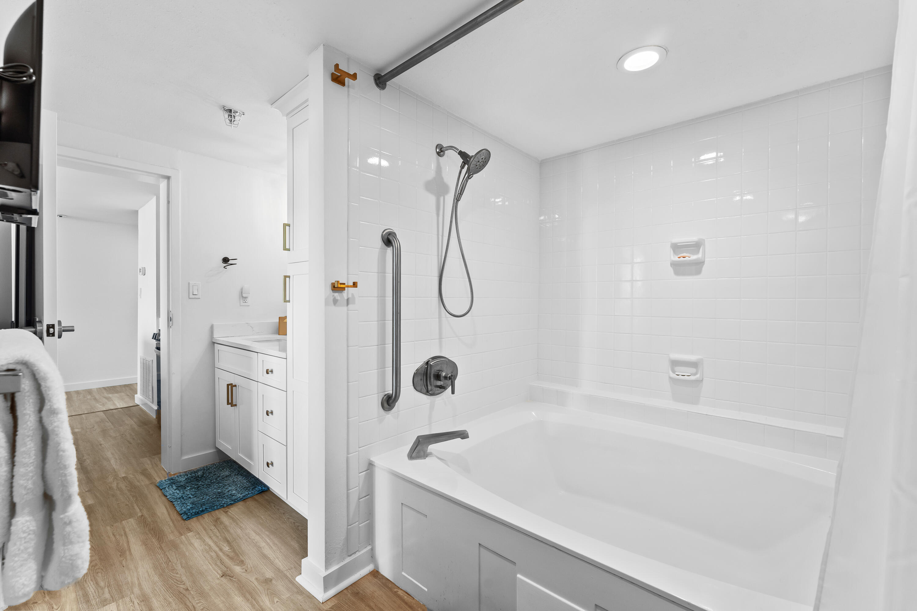 BAYSIDE CONDO SANDESTIN - Residential