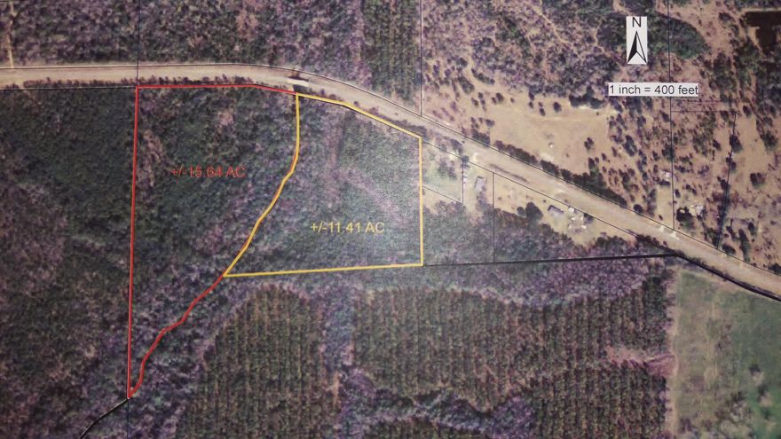 Over 600' of frontage on County Hwy 2 and creek makes up the Western boundary of this timbered 11.41 acres. Don't miss this great price on a great piece of property for that homesite or recreational land!