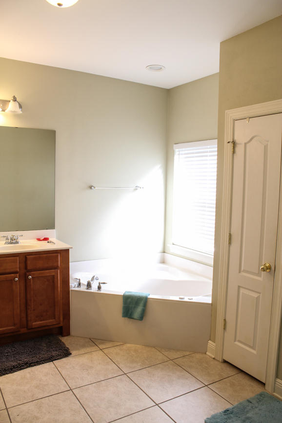 DIAMOND LAKES - Residential