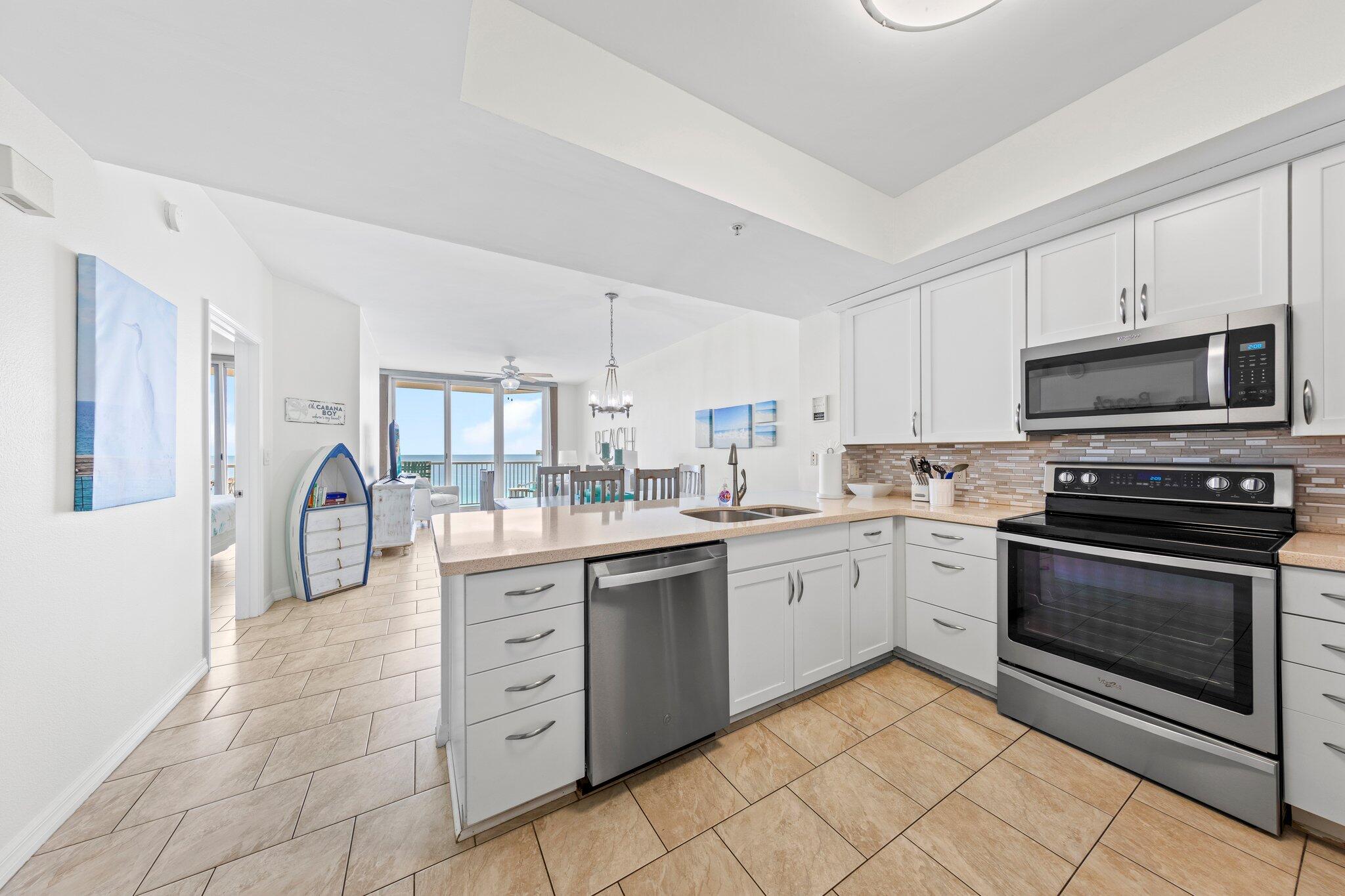 SUMMERWIND CONDOS - Residential