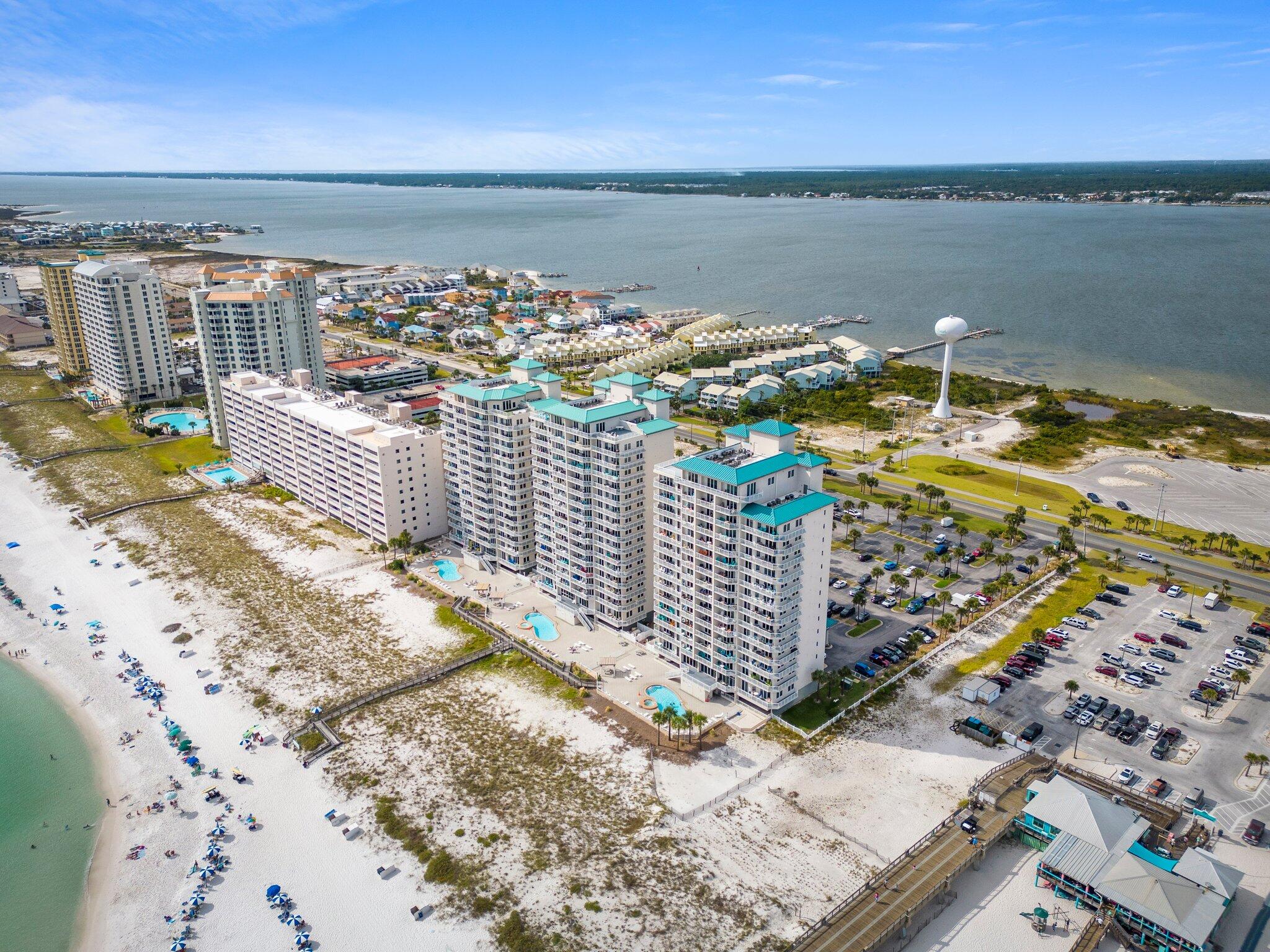 SUMMERWIND CONDOS - Residential