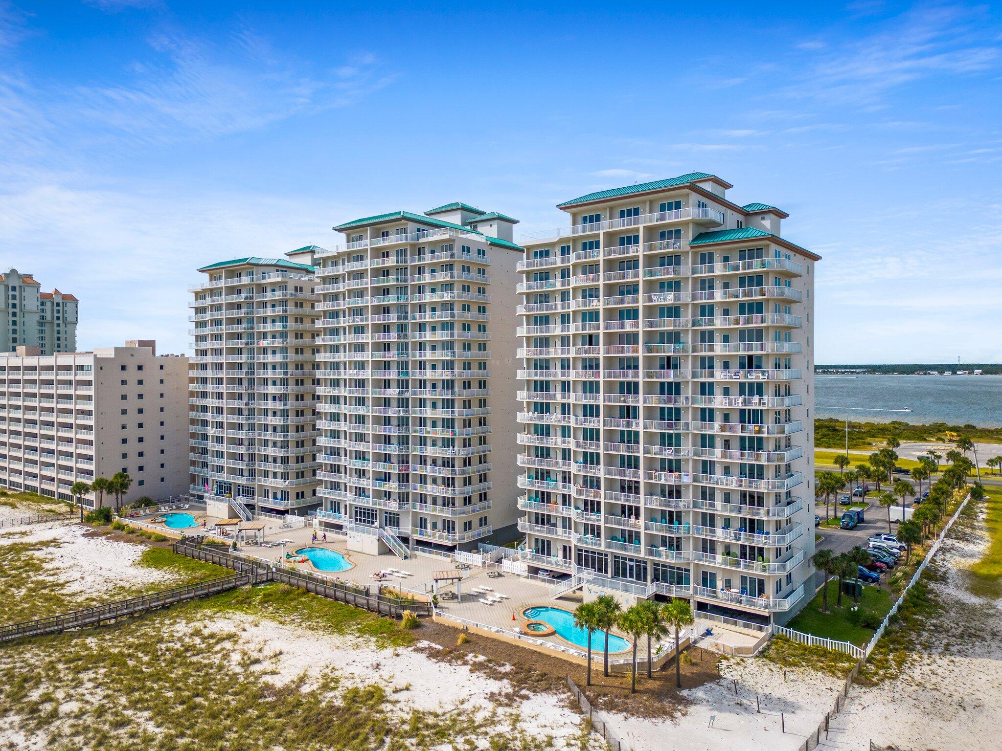 SUMMERWIND CONDOS - Residential