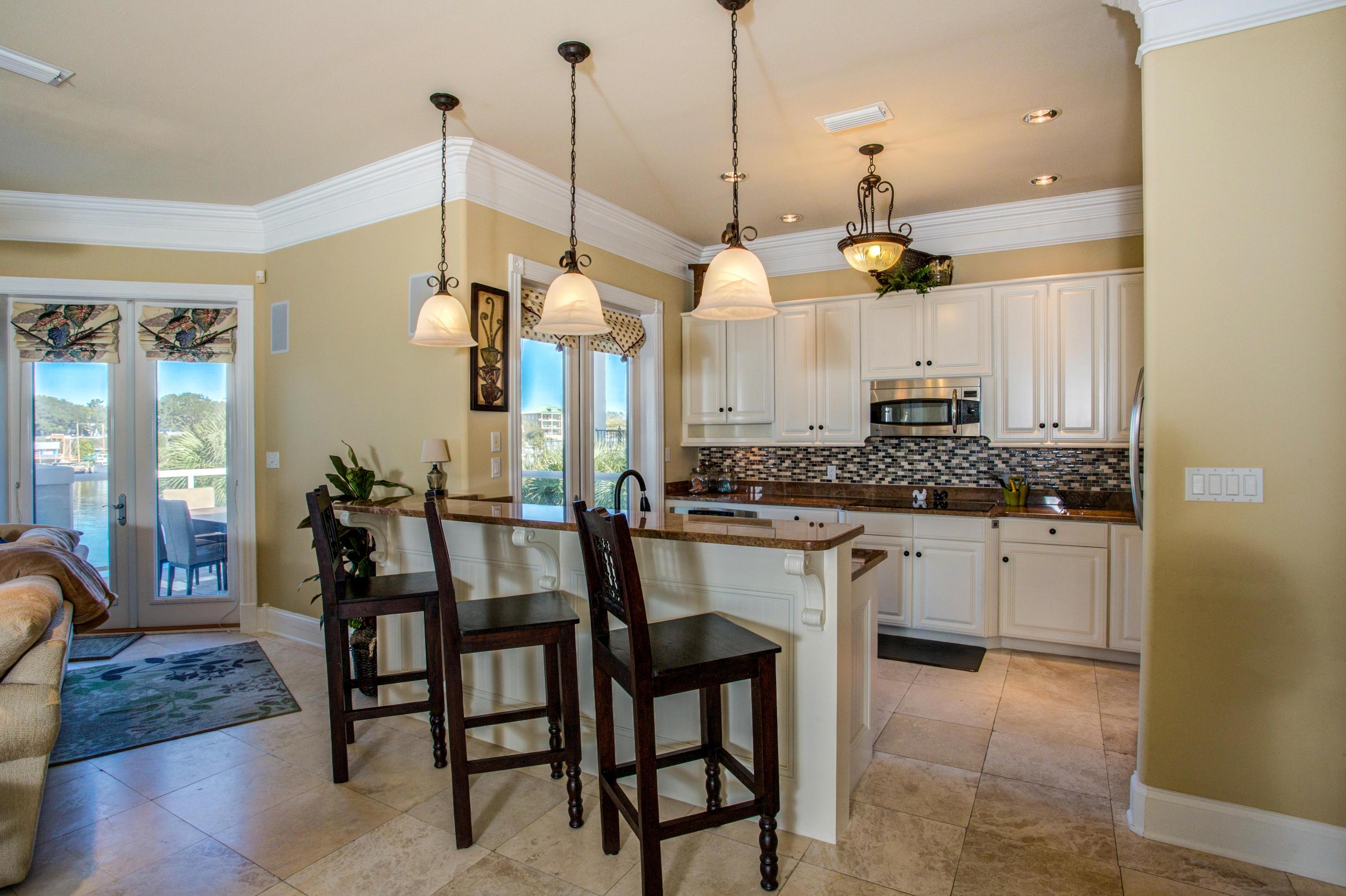 HOLIDAY ISLE - Residential